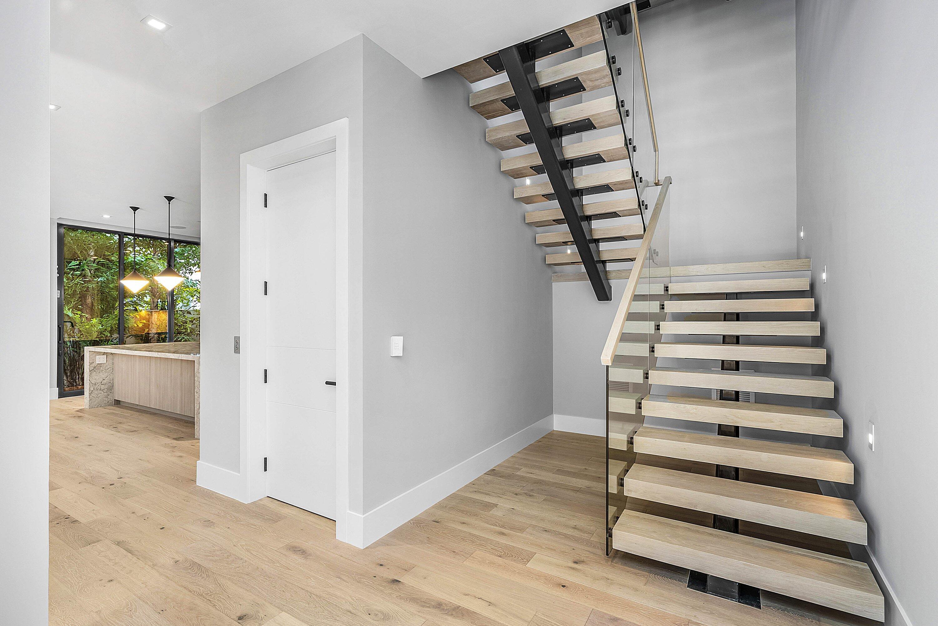 ANDREWS AVENUE TOWNHOMES - Residential