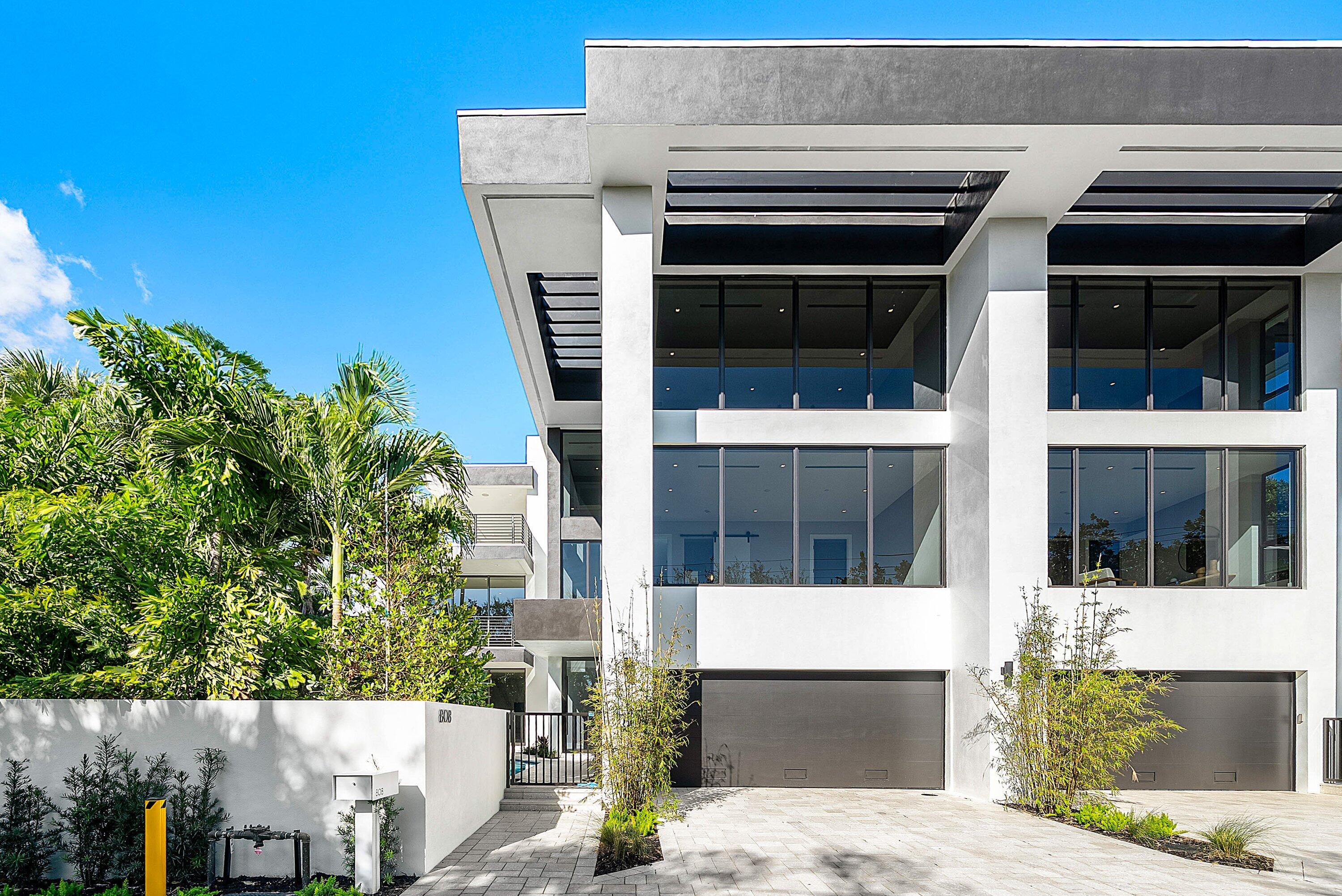 ANDREWS AVENUE TOWNHOMES - Residential
