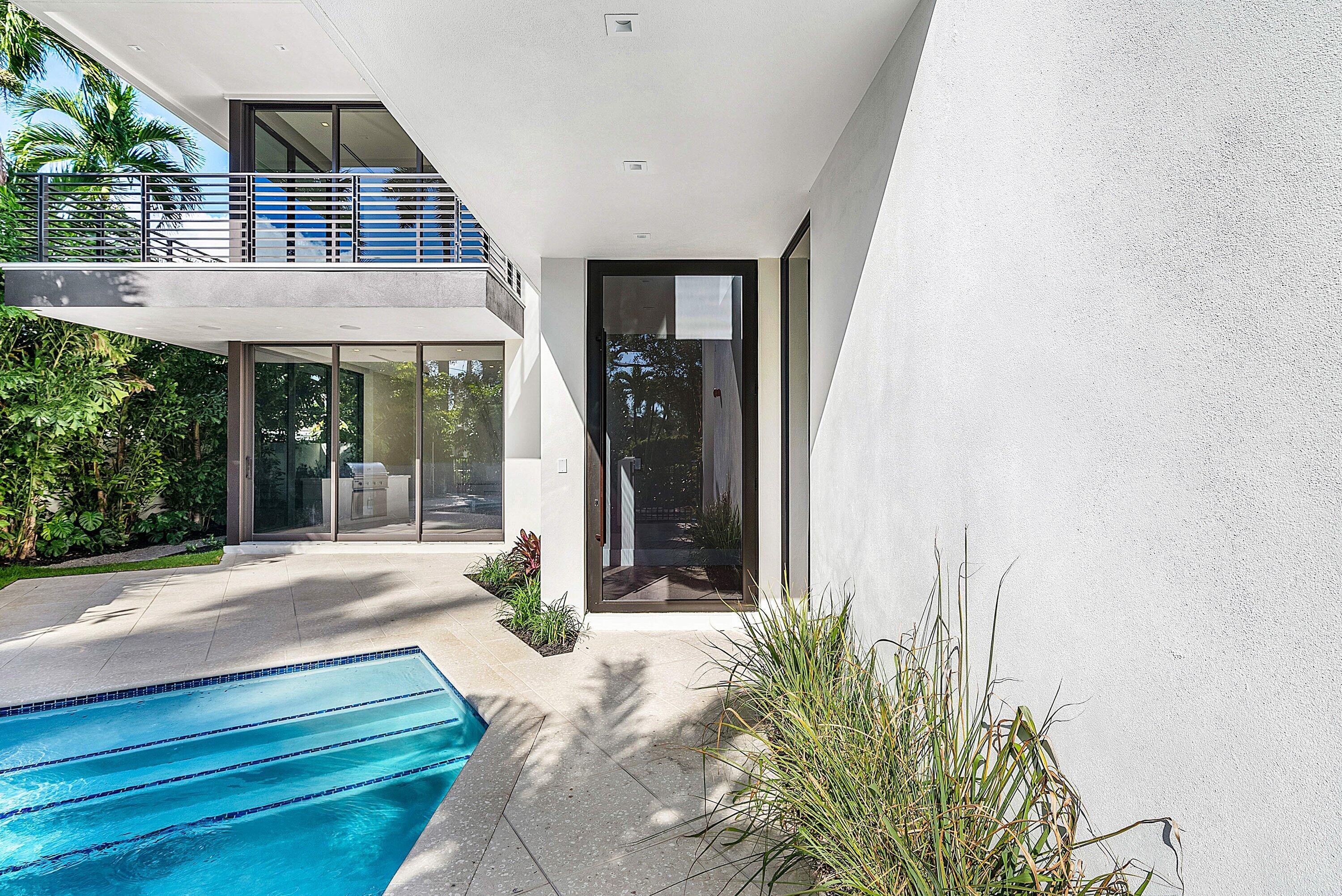 ANDREWS AVENUE TOWNHOMES - Residential