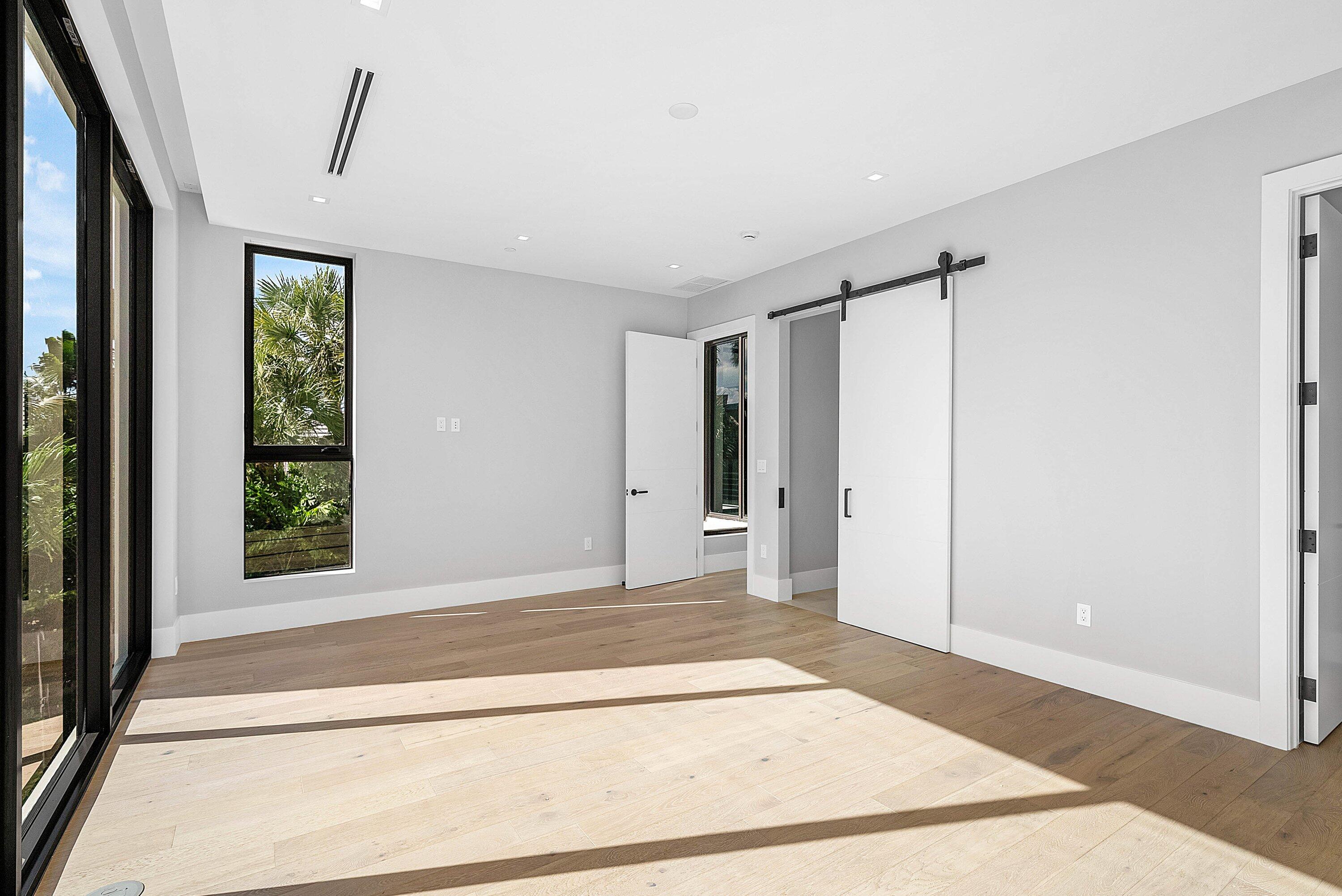 ANDREWS AVENUE TOWNHOMES - Residential