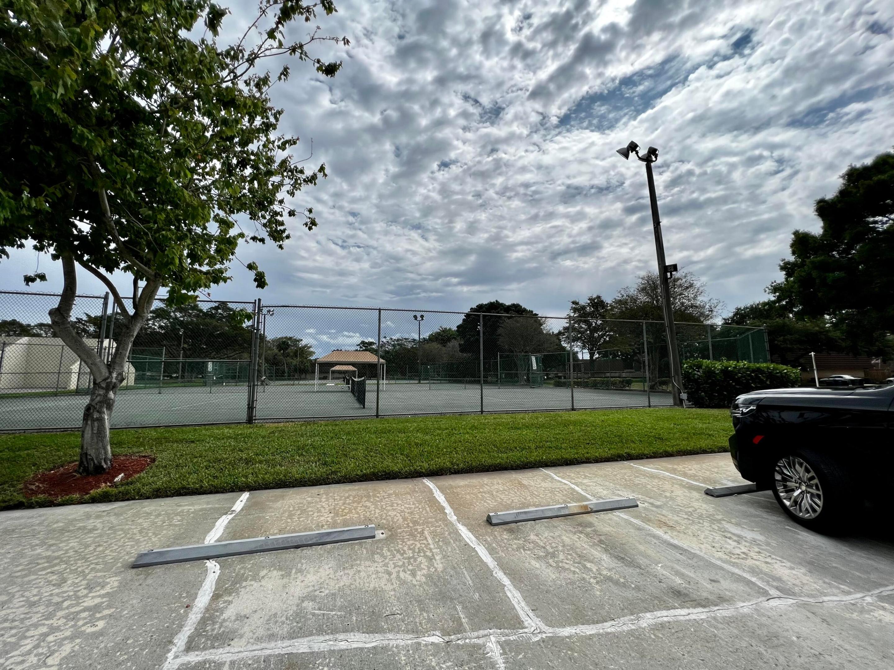GARDEN LAKES - Residential Lease