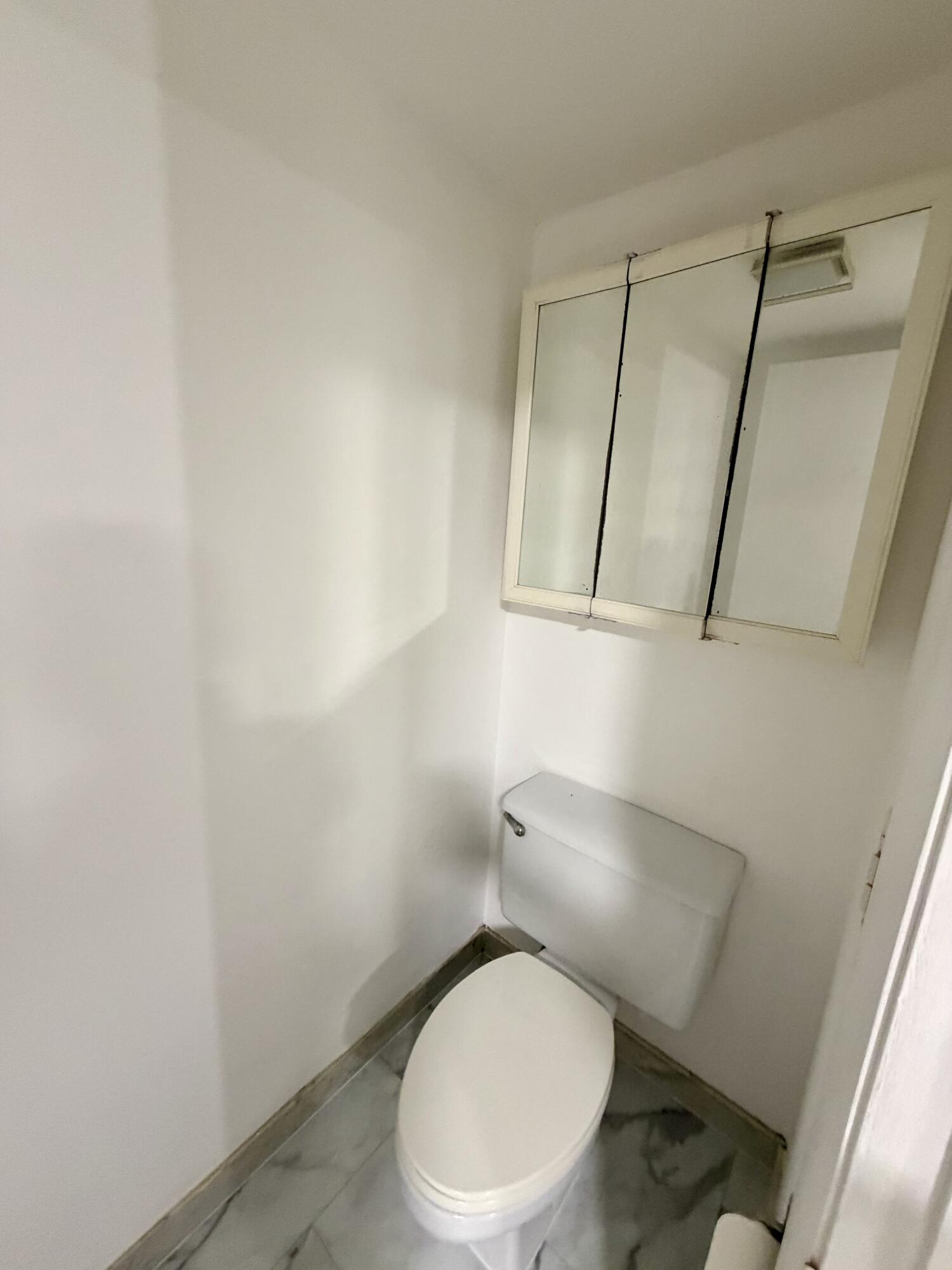GARDEN LAKES - Residential Lease