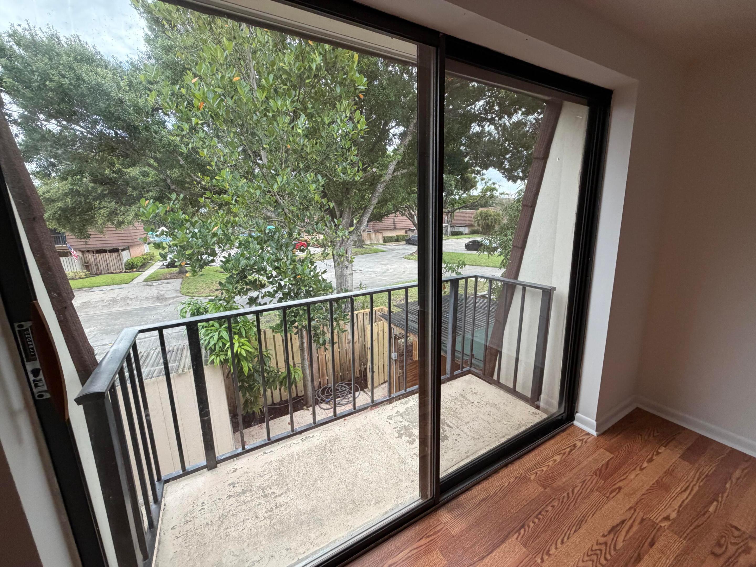 GARDEN LAKES - Residential Lease