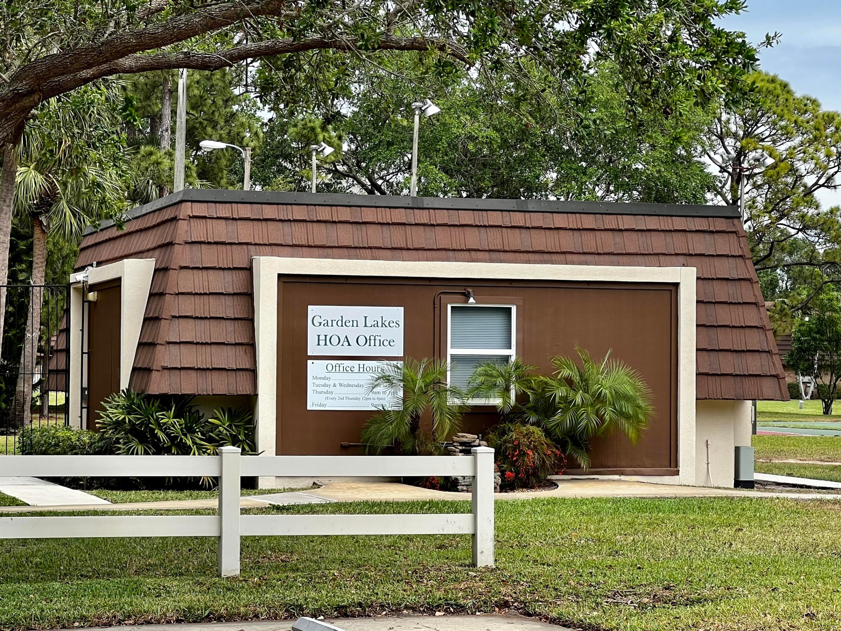 GARDEN LAKES - Residential Lease