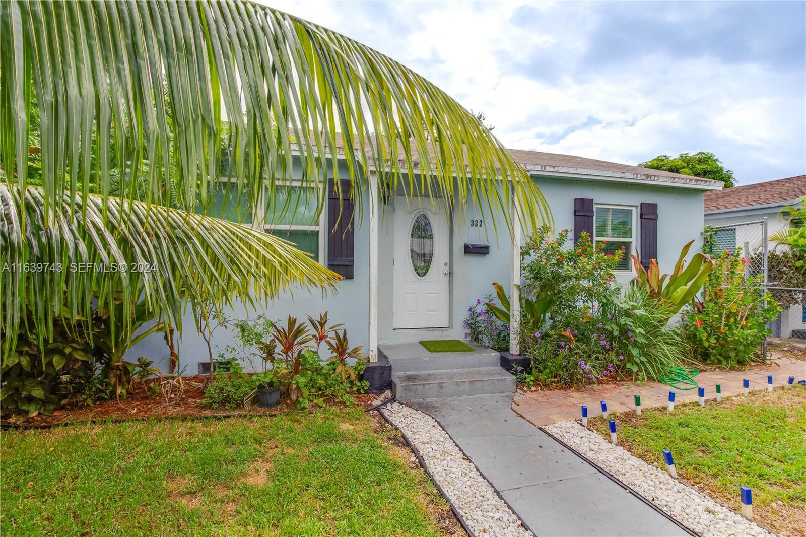LAKE WORTH TOWN OF - Residential