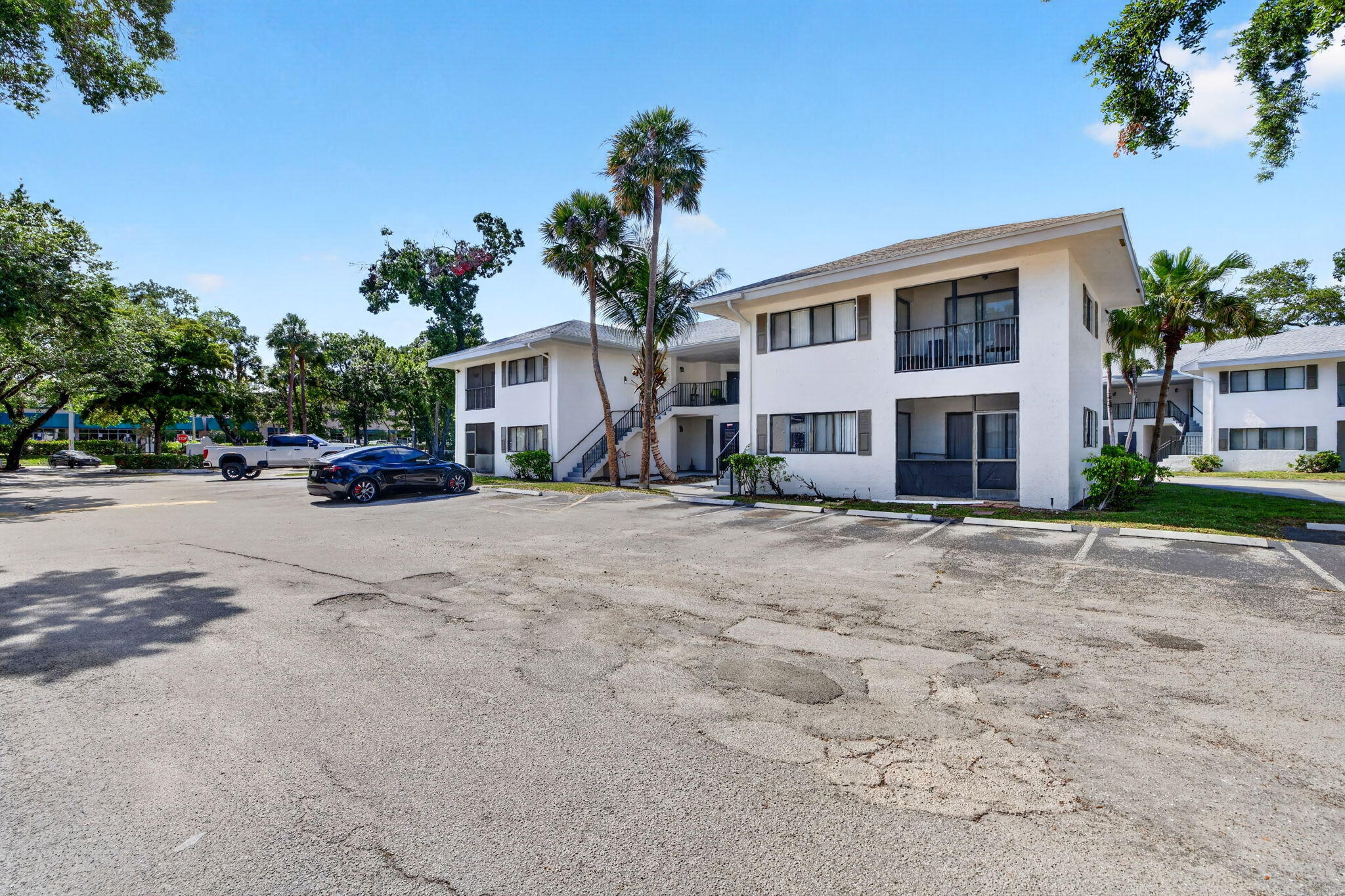 MARINA OAKS CONDO - Residential