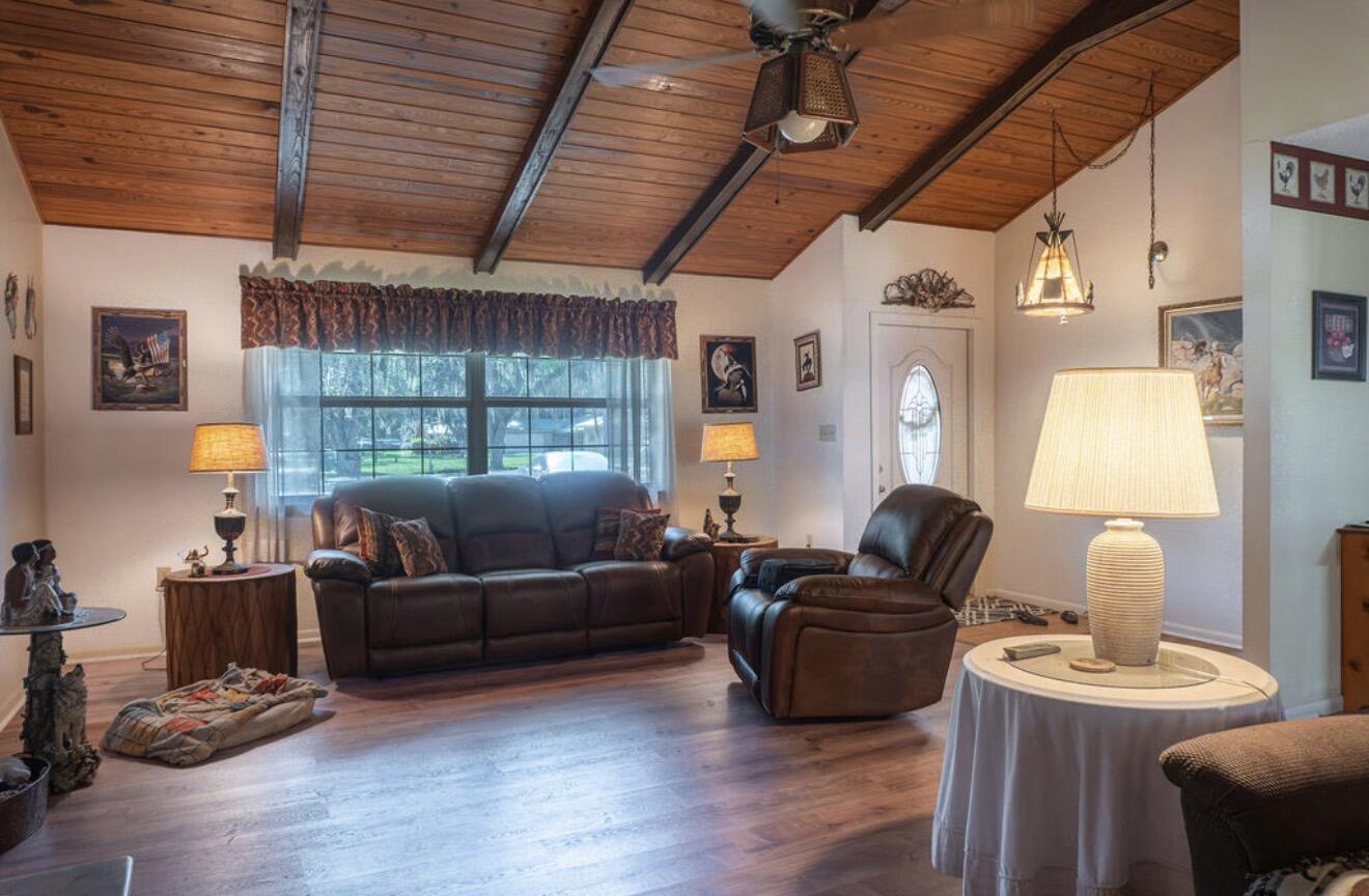 RIVER LAKE ESTATES - Residential