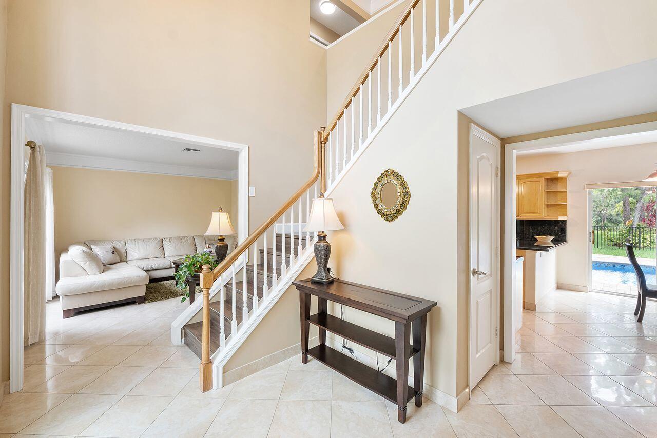 WOODSIDE ESTATES - Residential