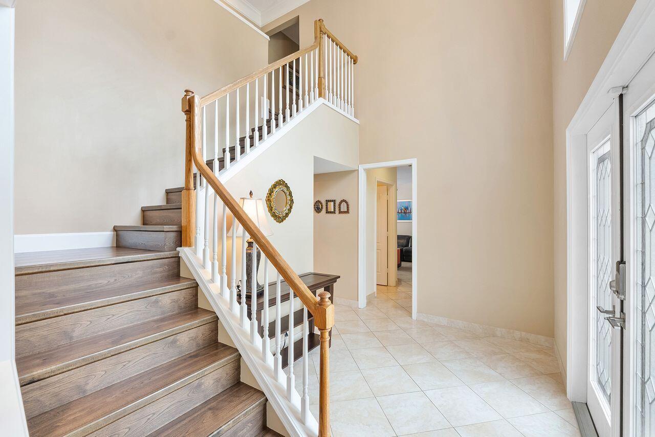 WOODSIDE ESTATES - Residential