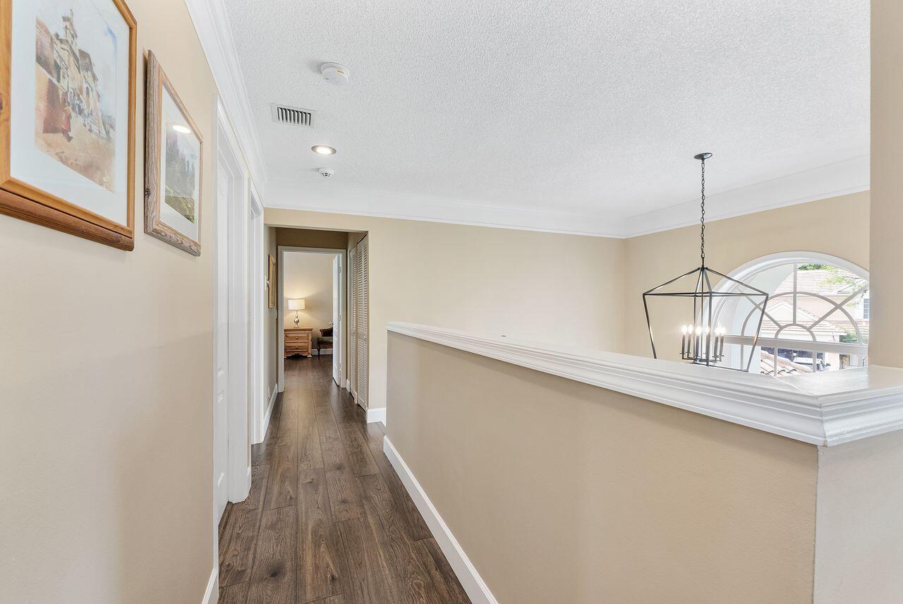 WOODSIDE ESTATES - Residential