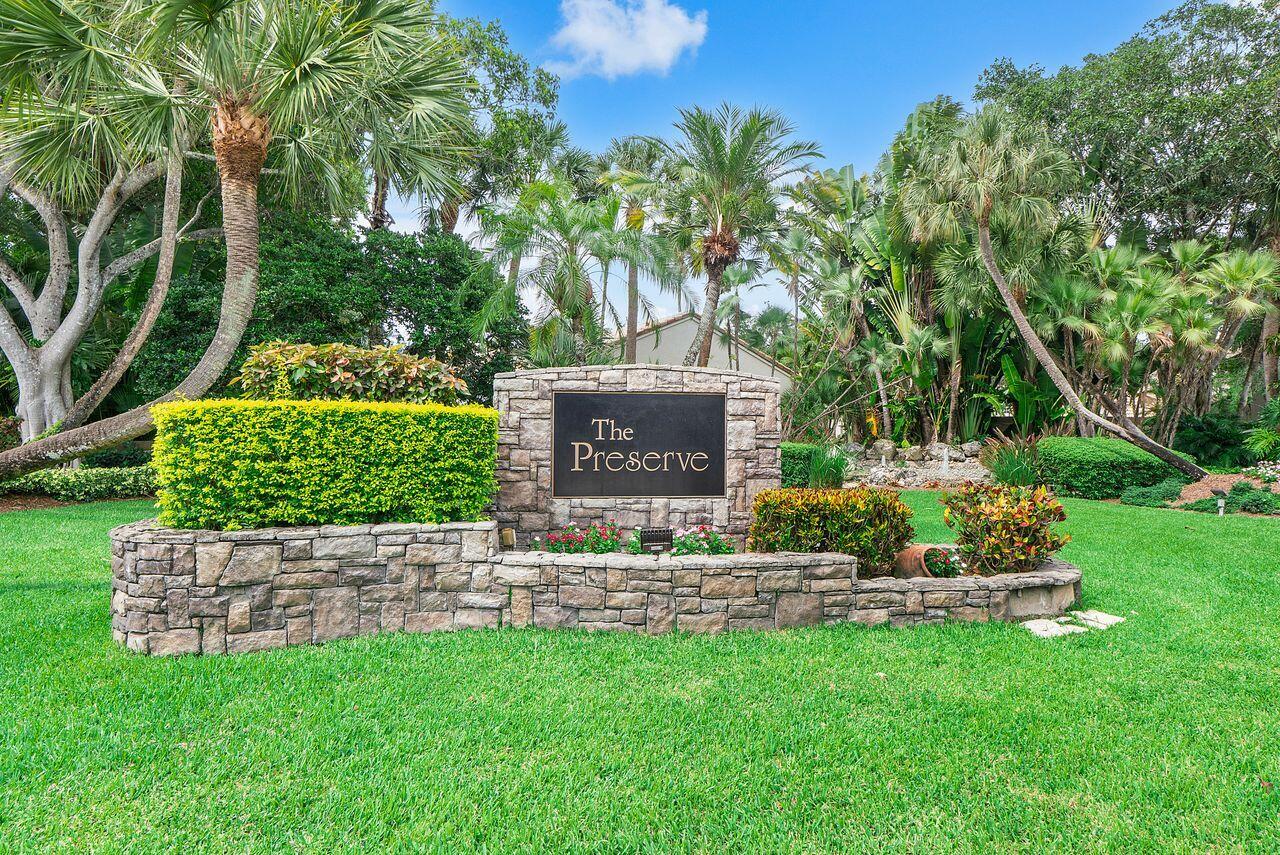 WOODSIDE ESTATES - Residential