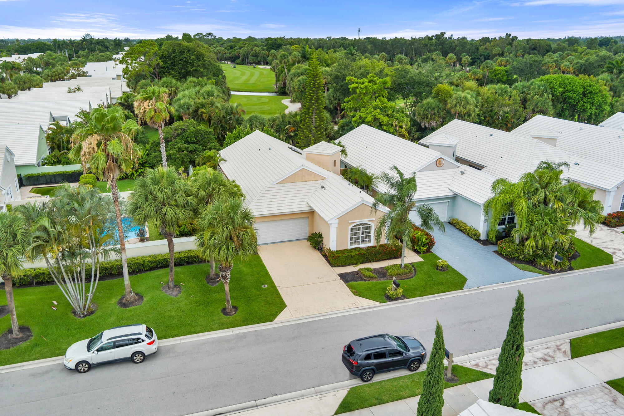 BREAKERS WEST 13 - Residential