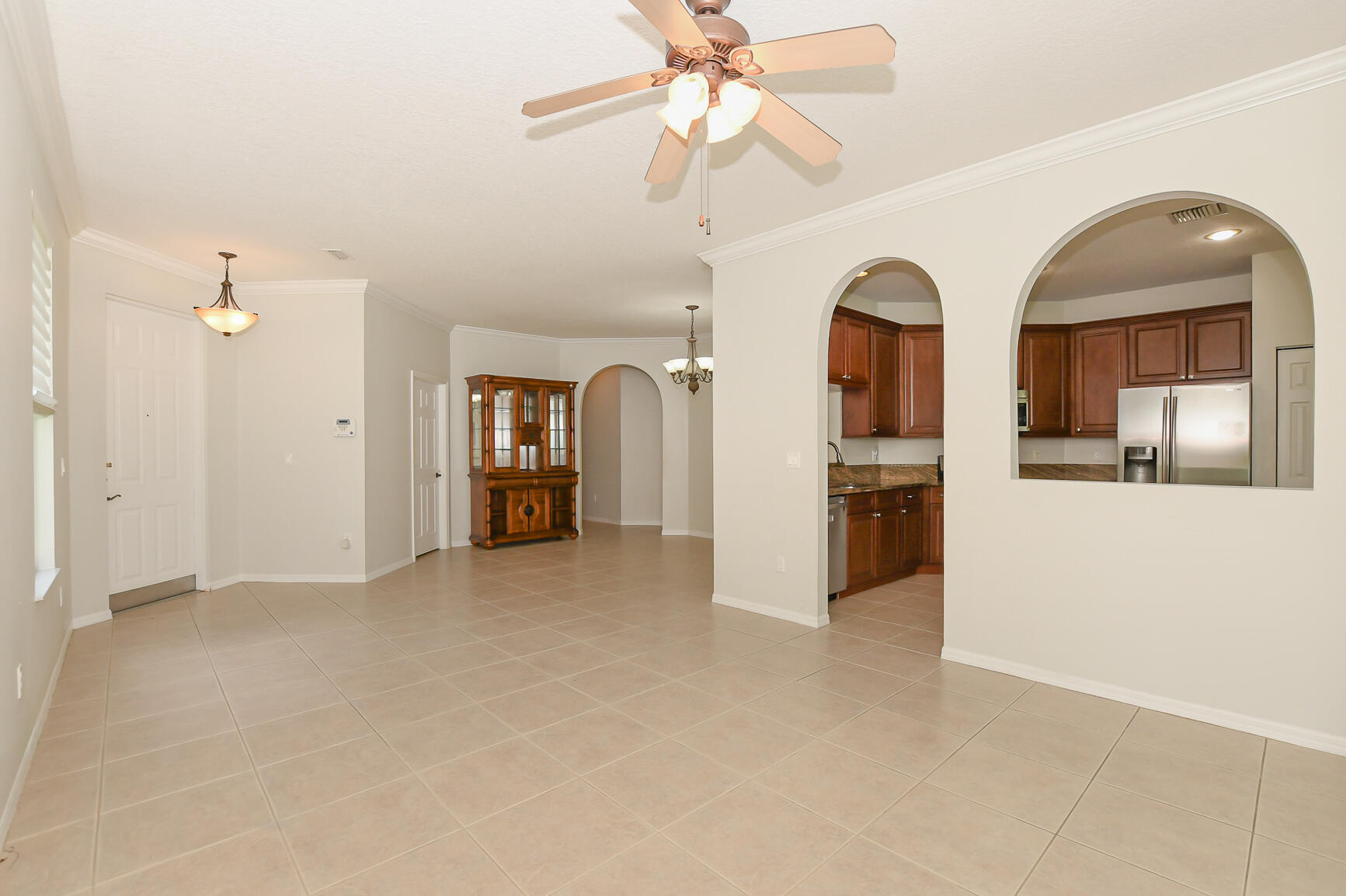 LAKE FOREST POINTE - Residential