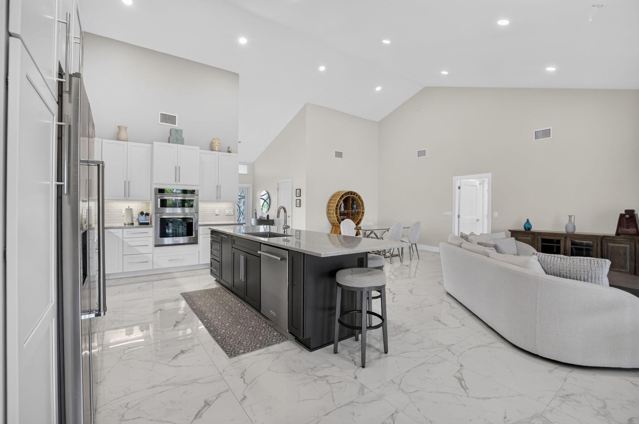 BOCA LAKE ESTATES - Residential
