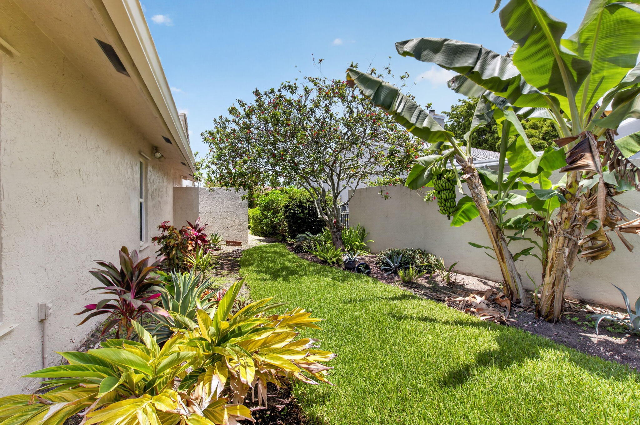 BOCA LAKE ESTATES - Residential