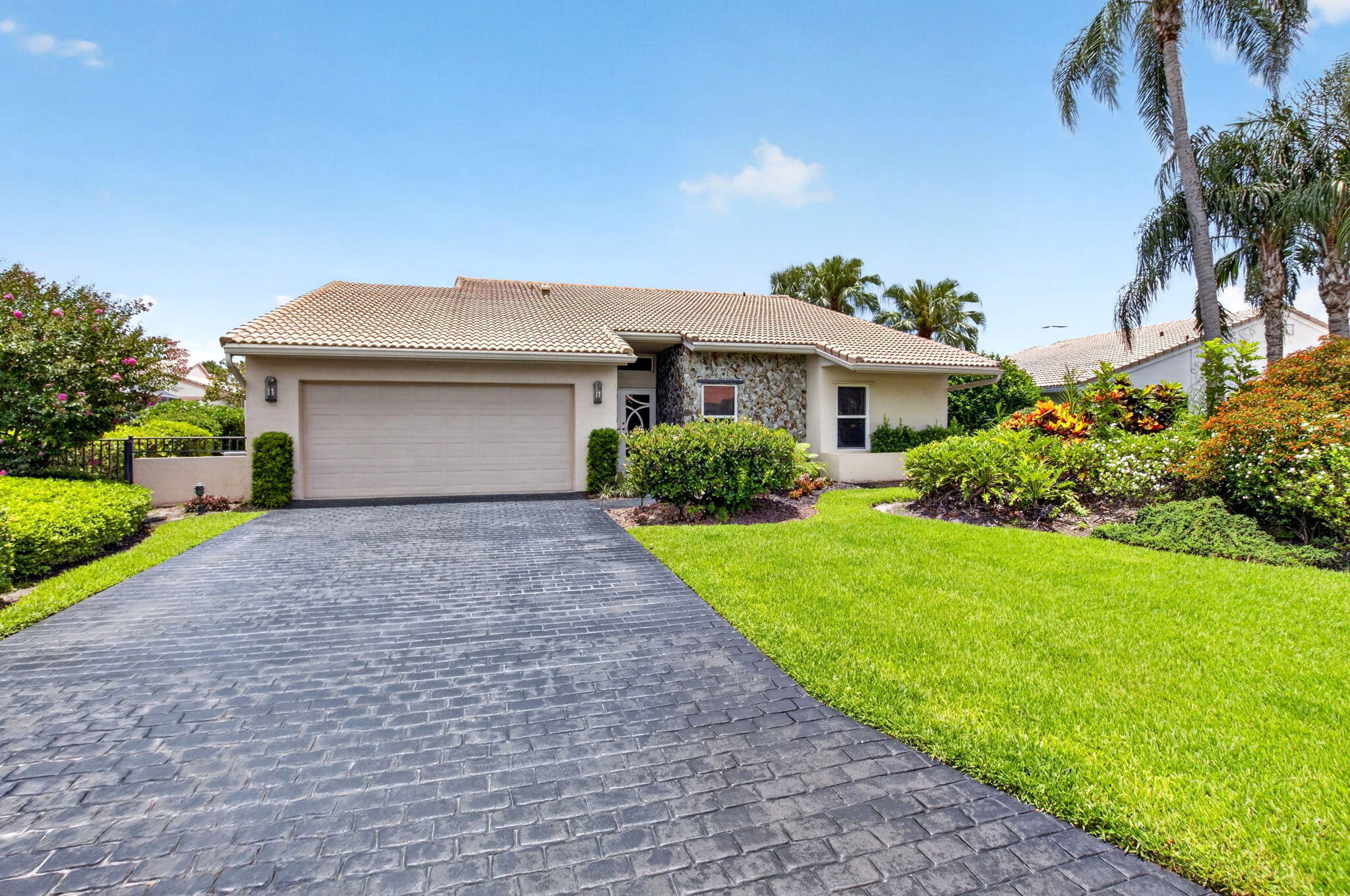 BOCA LAKE ESTATES - Residential