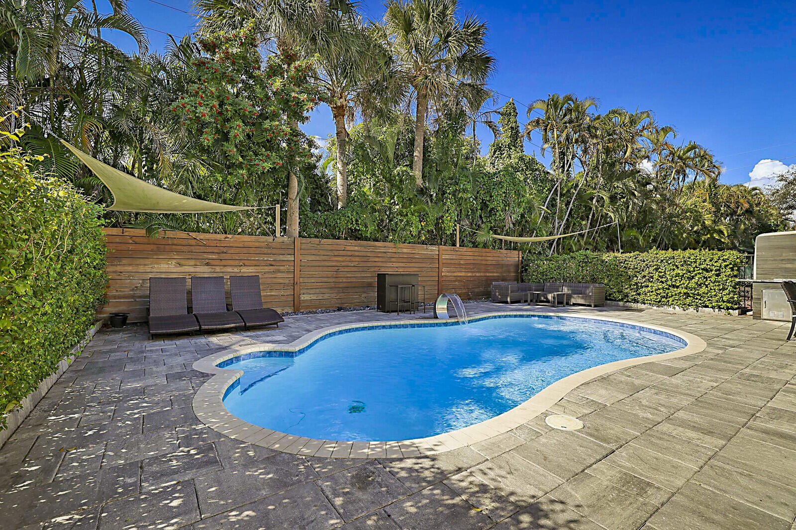 DAHLGREN - Residential Lease