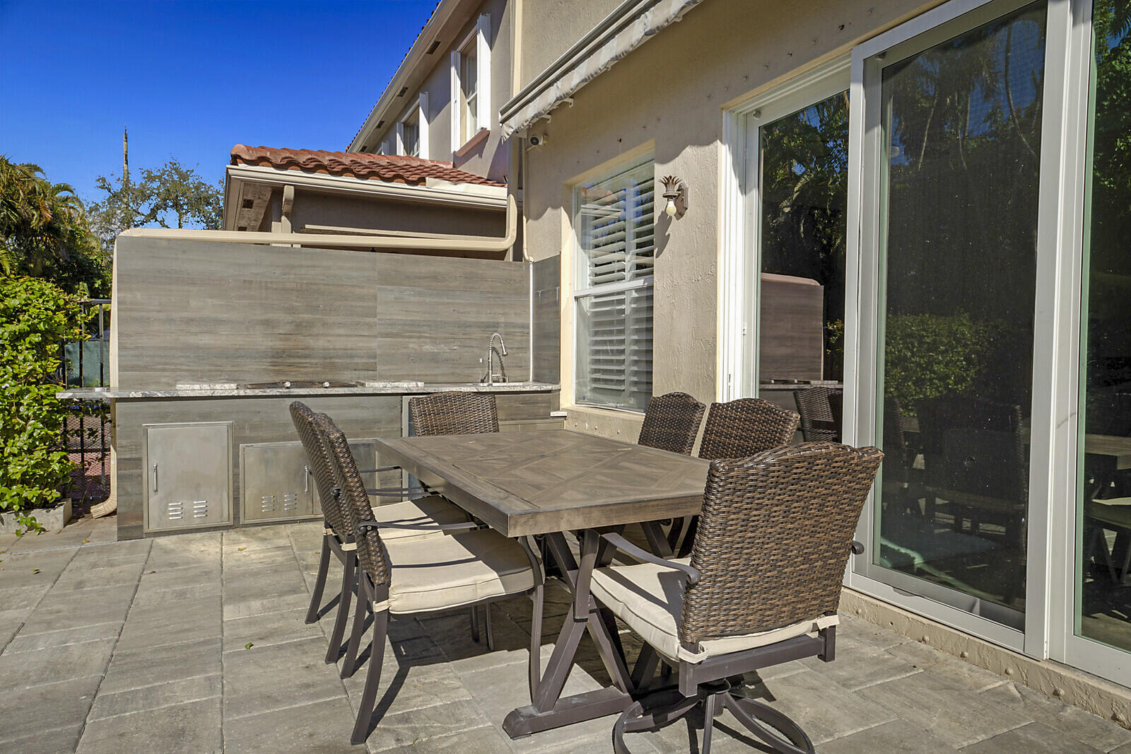 DAHLGREN - Residential Lease