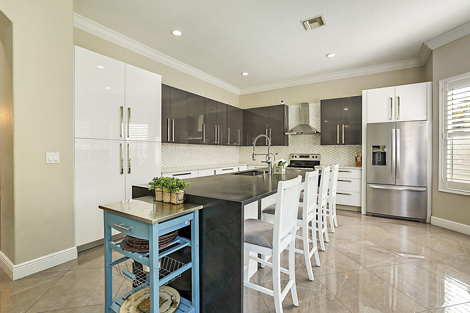 DAHLGREN - Residential Lease
