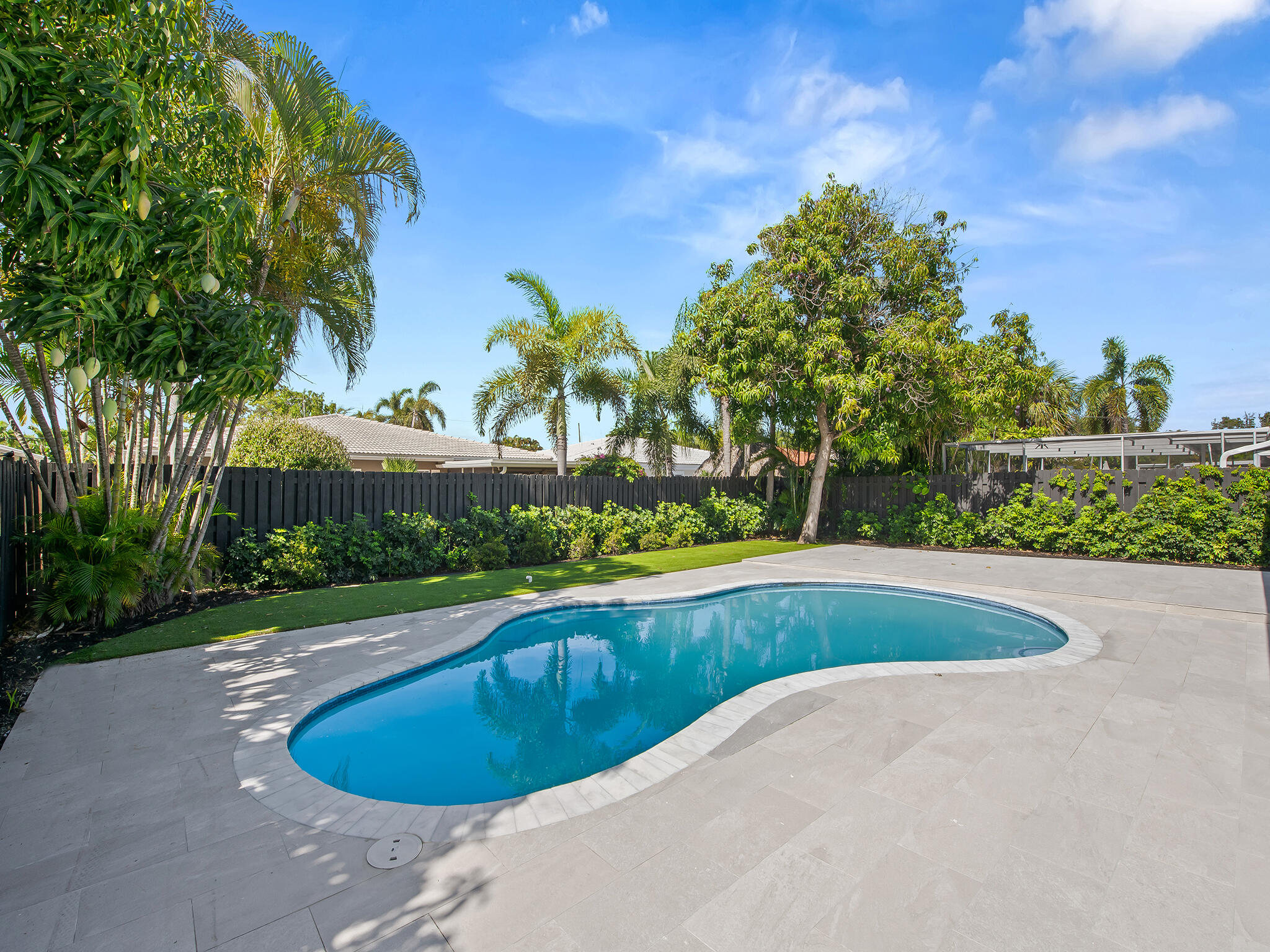 CORAL RIDGE ISLES - Residential