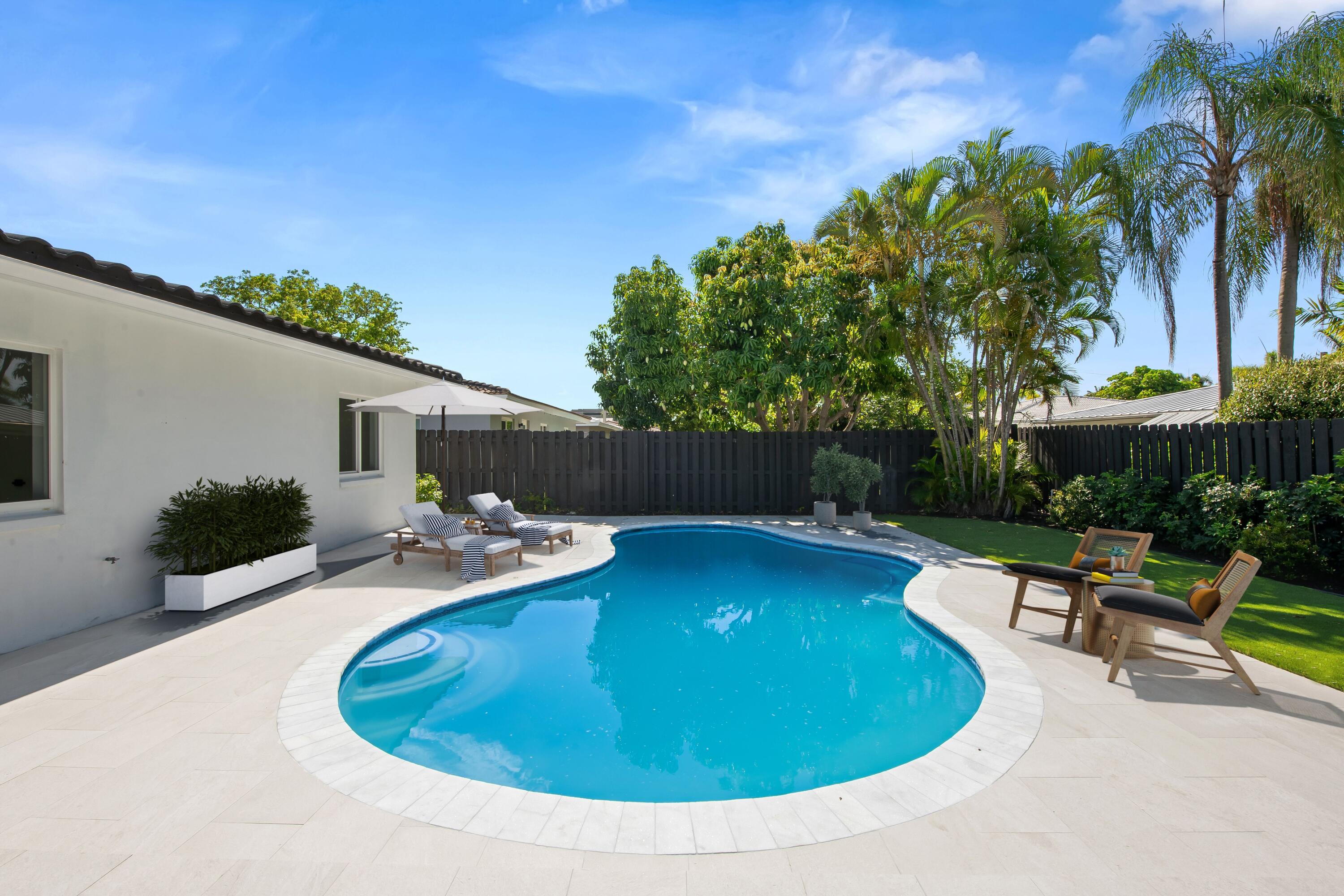 CORAL RIDGE ISLES - Residential