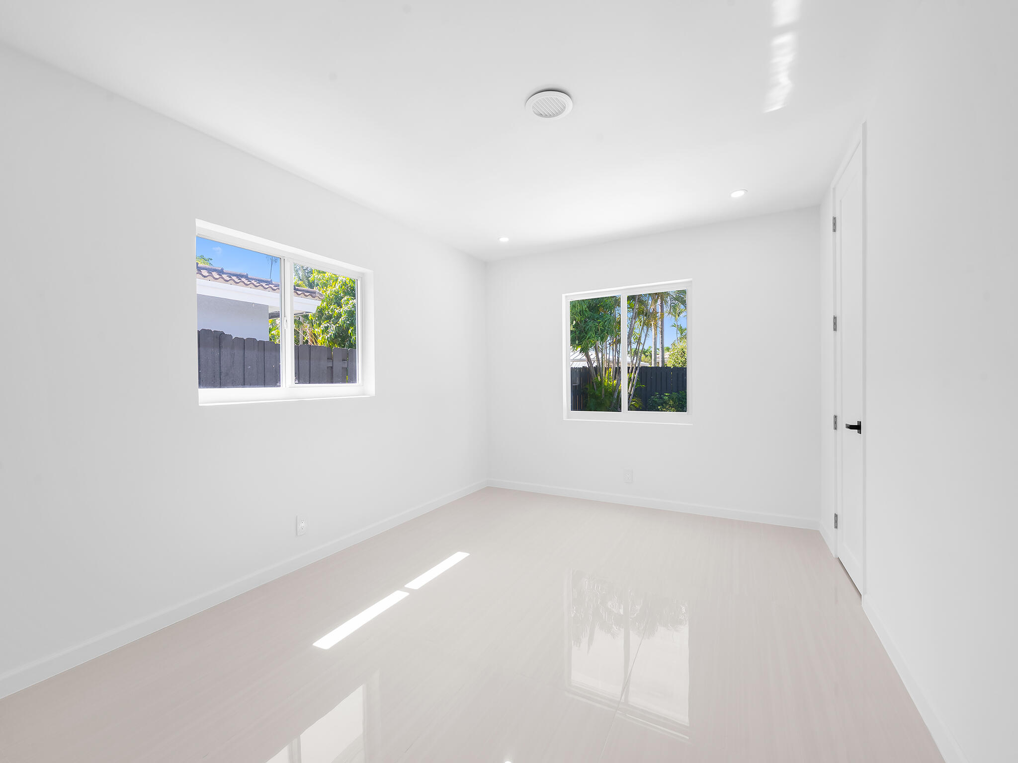 CORAL RIDGE ISLES - Residential