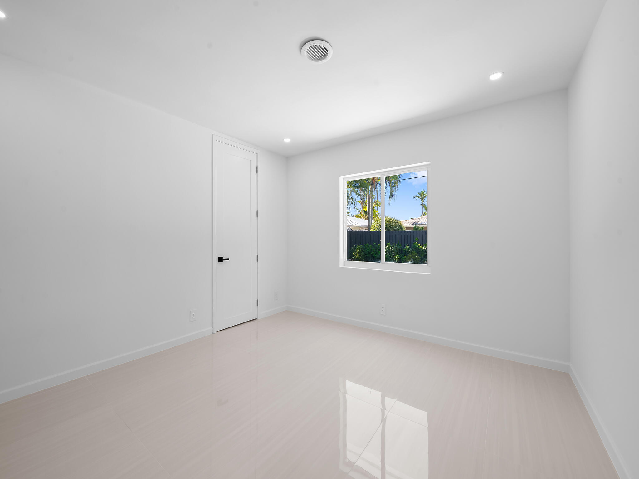 CORAL RIDGE ISLES - Residential