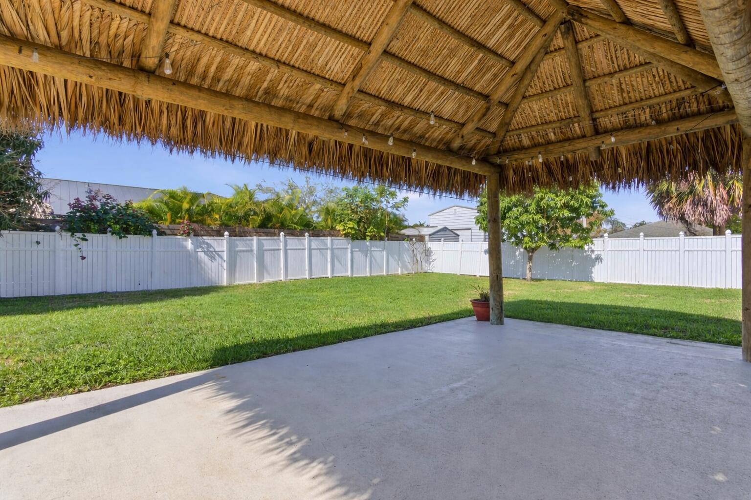 TROPIC VISTA - Residential