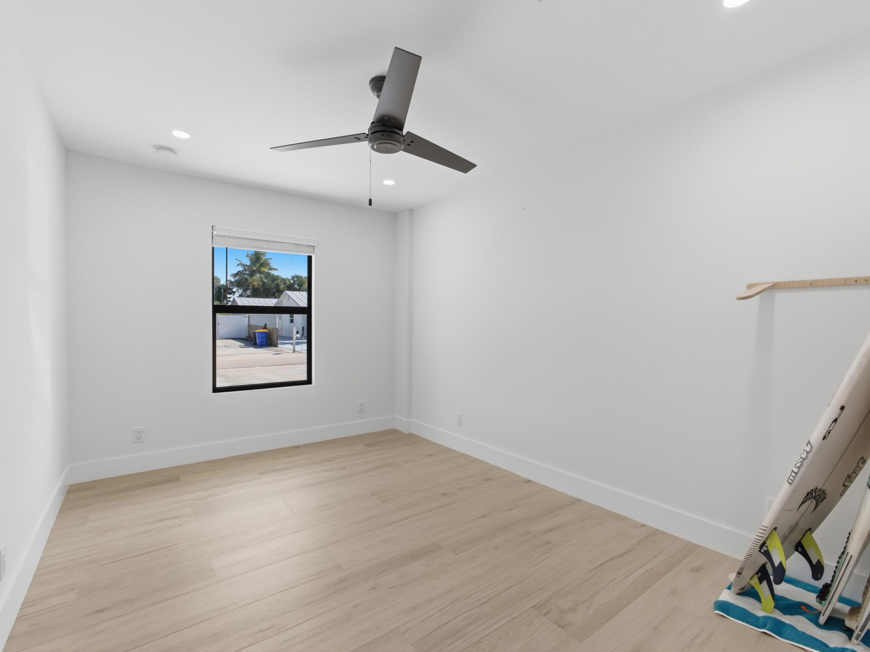 TROPIC VISTA - Residential
