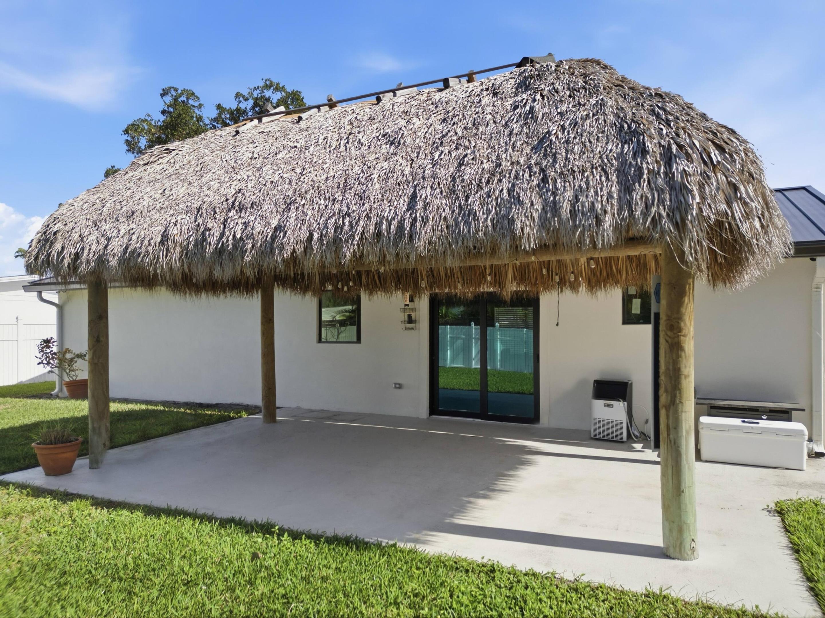 TROPIC VISTA - Residential
