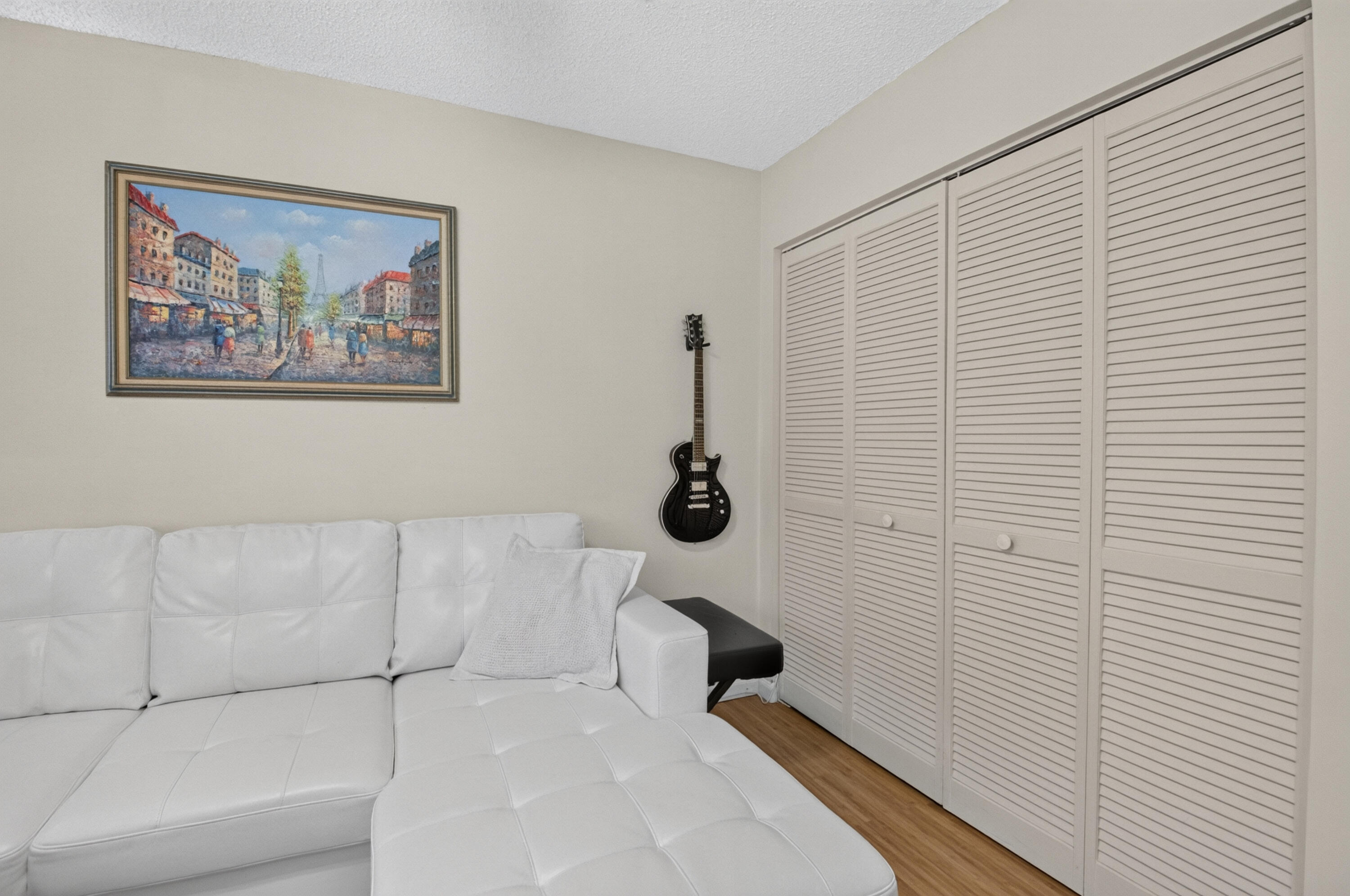 WHISPER WALK/SUMMERWINDS - Residential