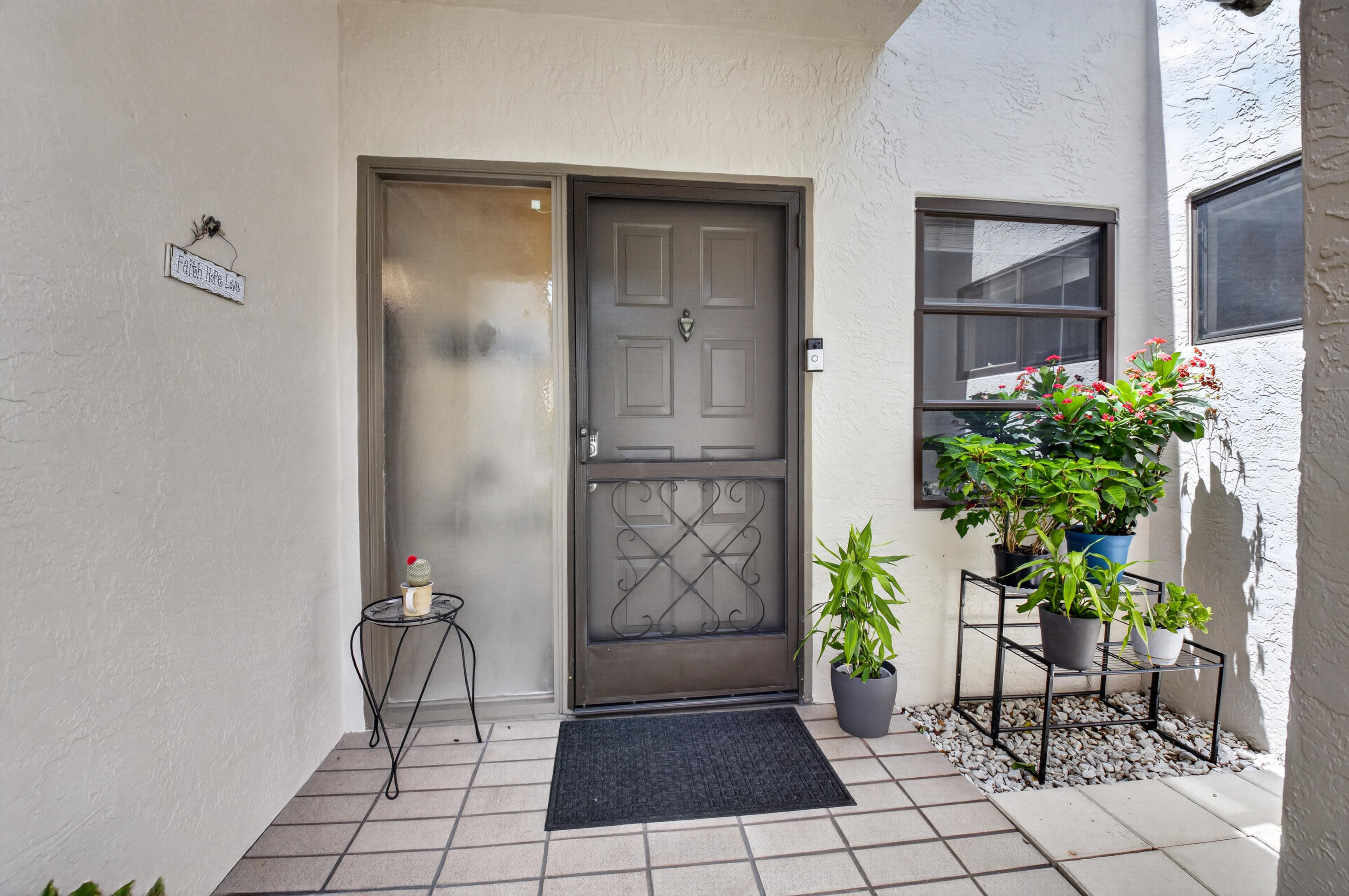 WHISPER WALK/SUMMERWINDS - Residential