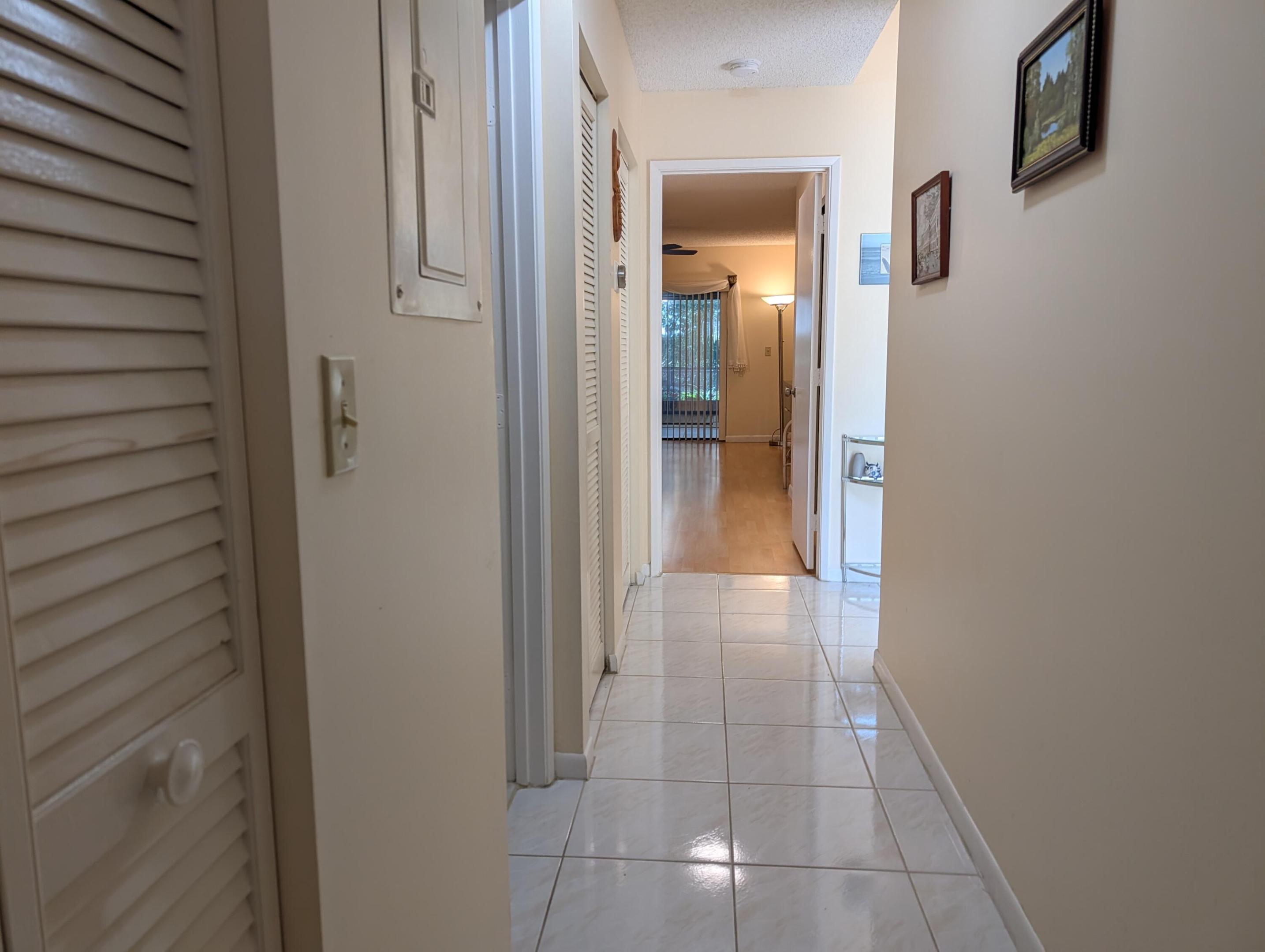 WHISPER WALK/SUMMERWINDS - Residential