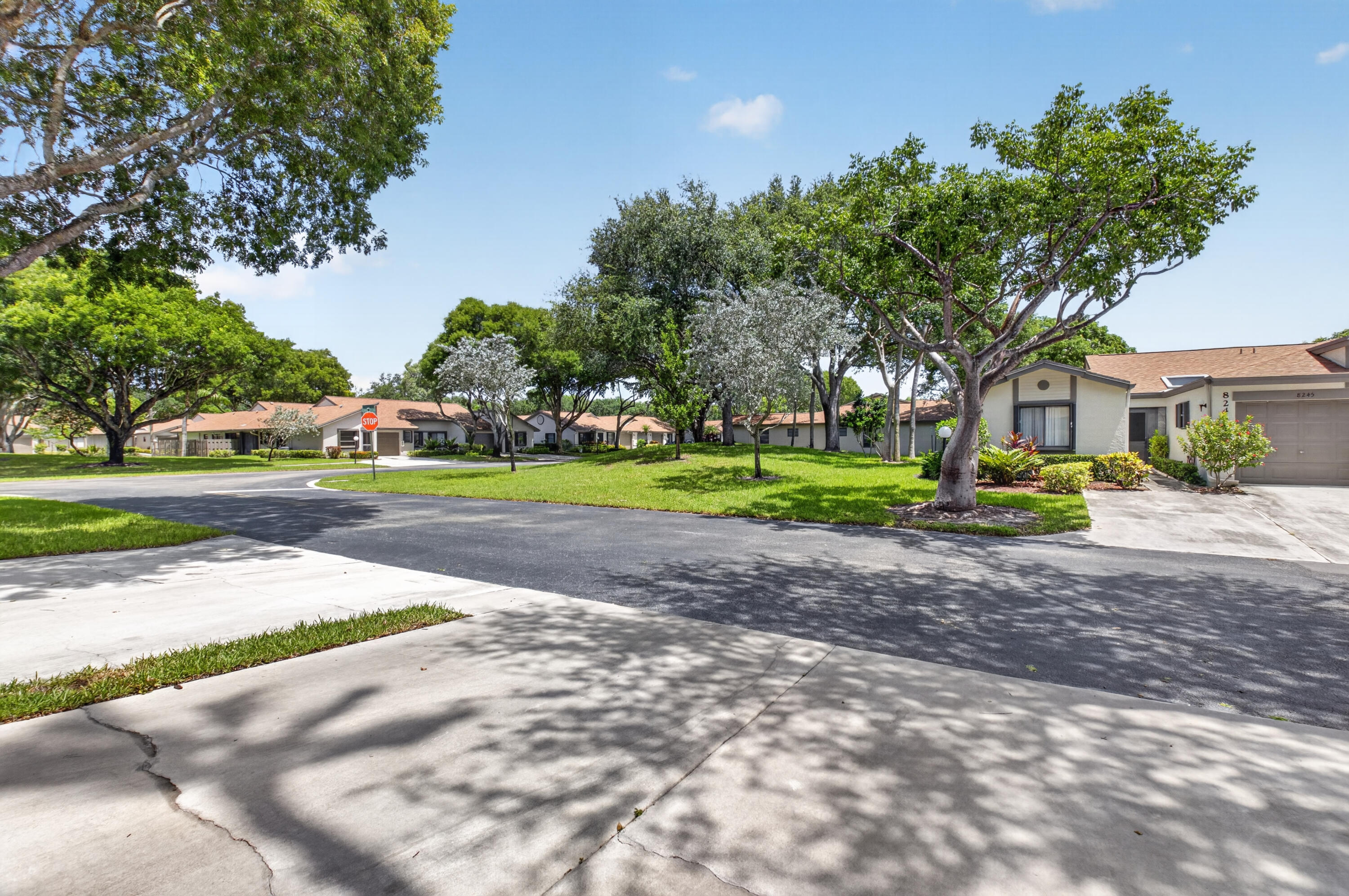 WHISPER WALK/SUMMERWINDS - Residential