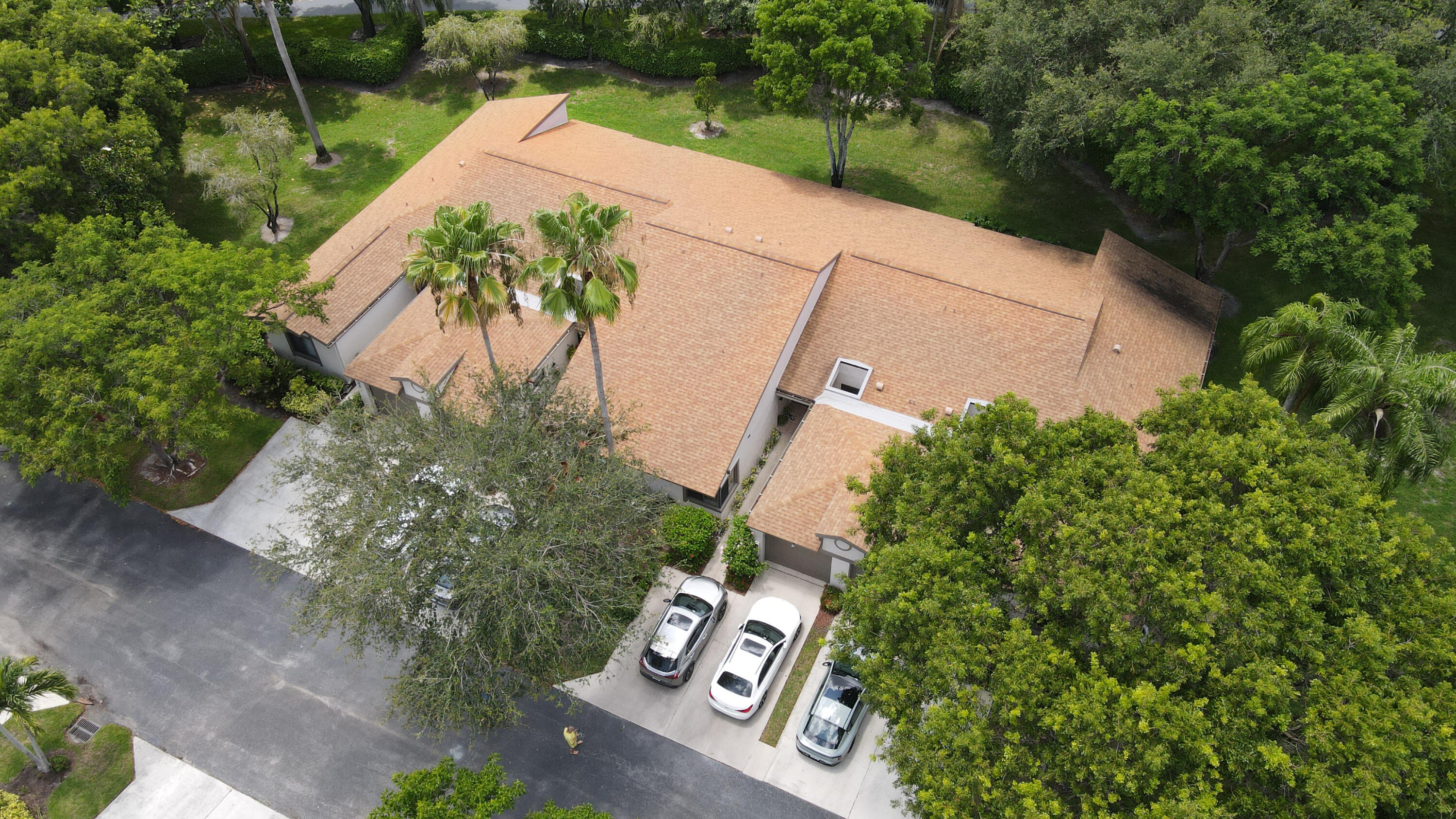 WHISPER WALK/SUMMERWINDS - Residential