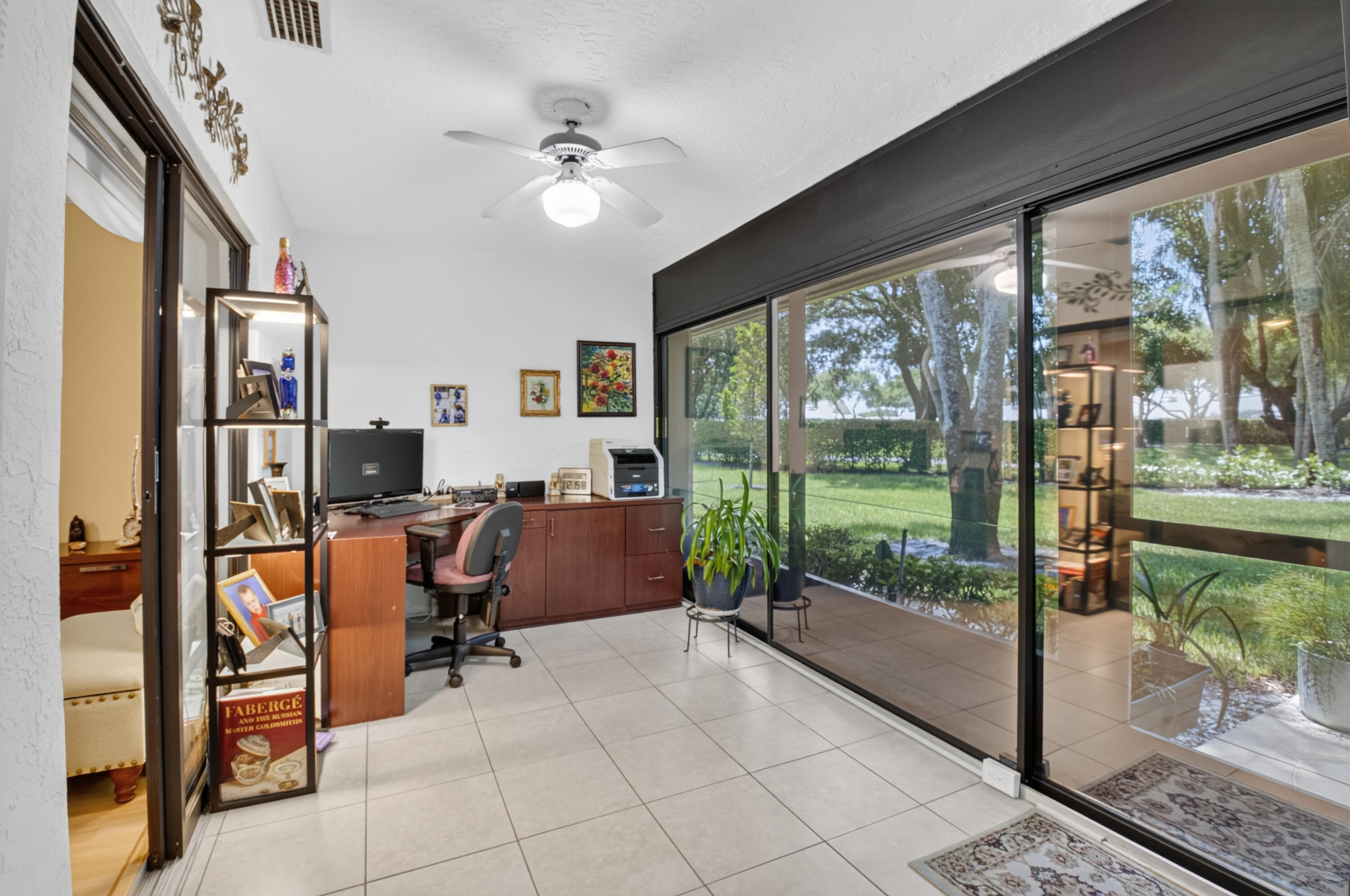 WHISPER WALK/SUMMERWINDS - Residential