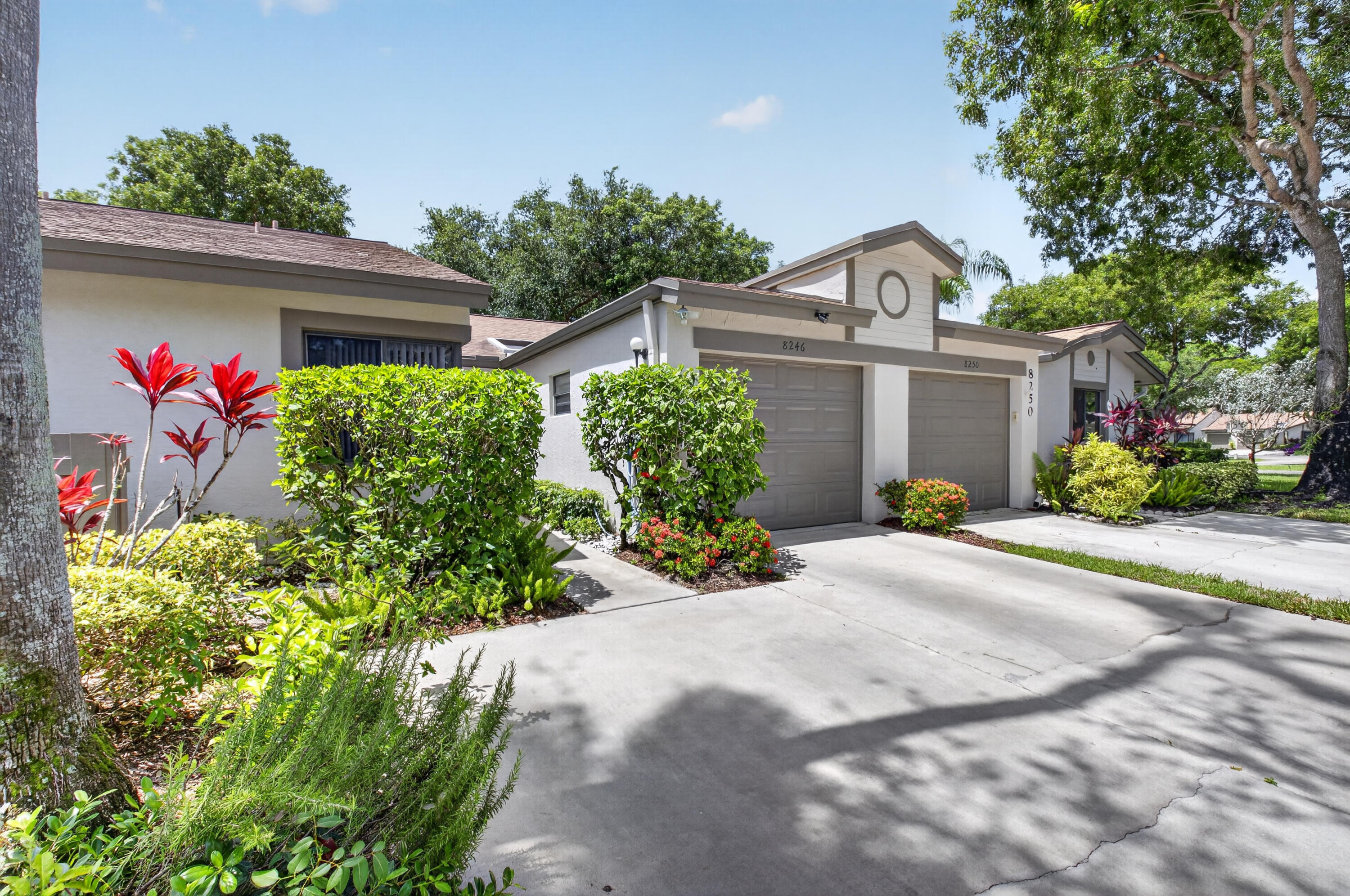 WHISPER WALK/SUMMERWINDS - Residential