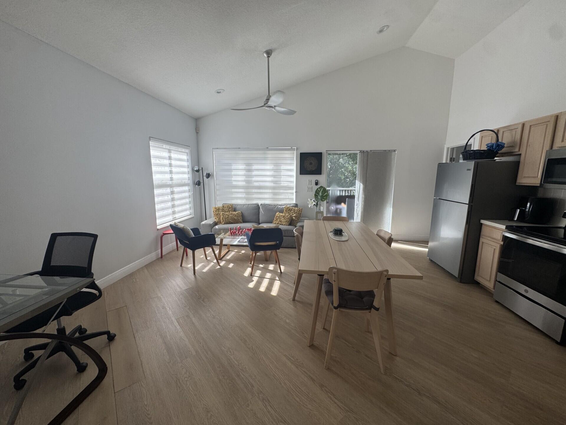 GOLF VILLAS CONDOMINIUM - Residential