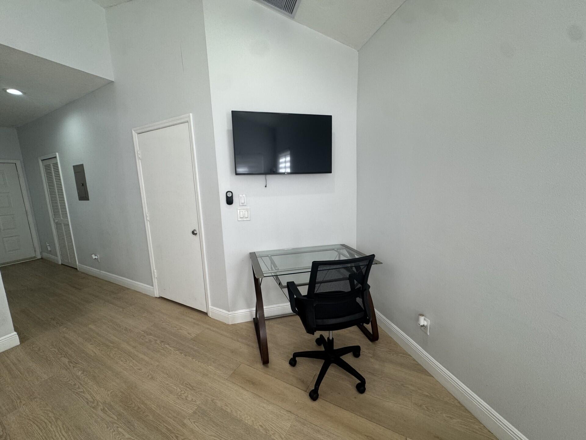 GOLF VILLAS CONDOMINIUM - Residential