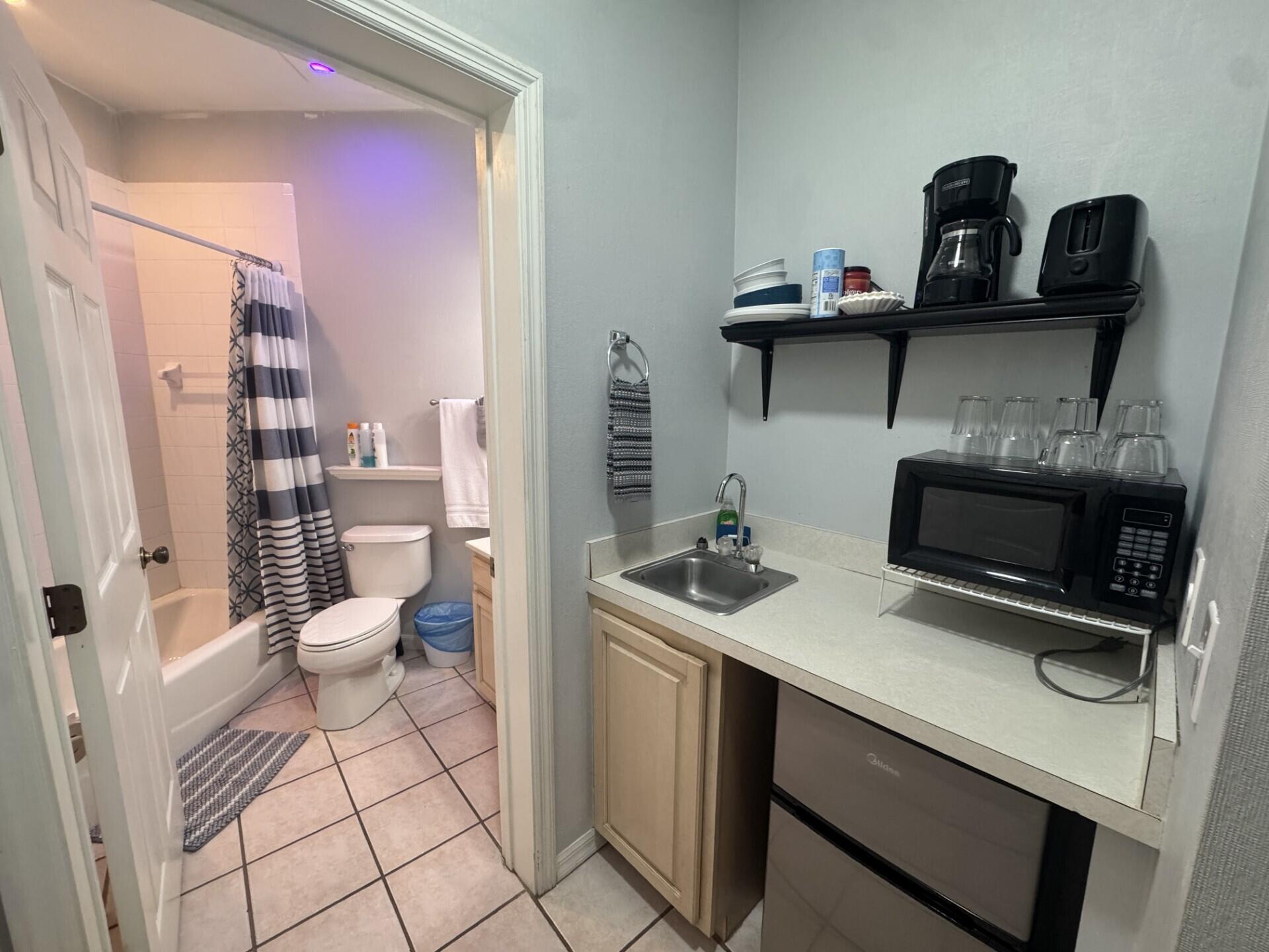 GOLF VILLAS CONDOMINIUM - Residential