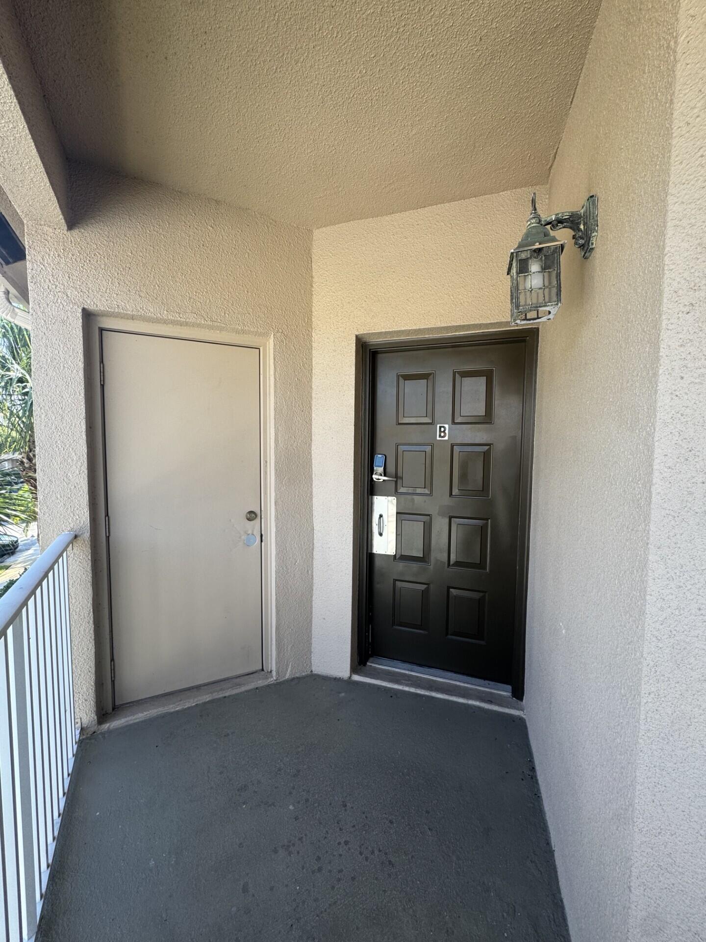 GOLF VILLAS CONDOMINIUM - Residential