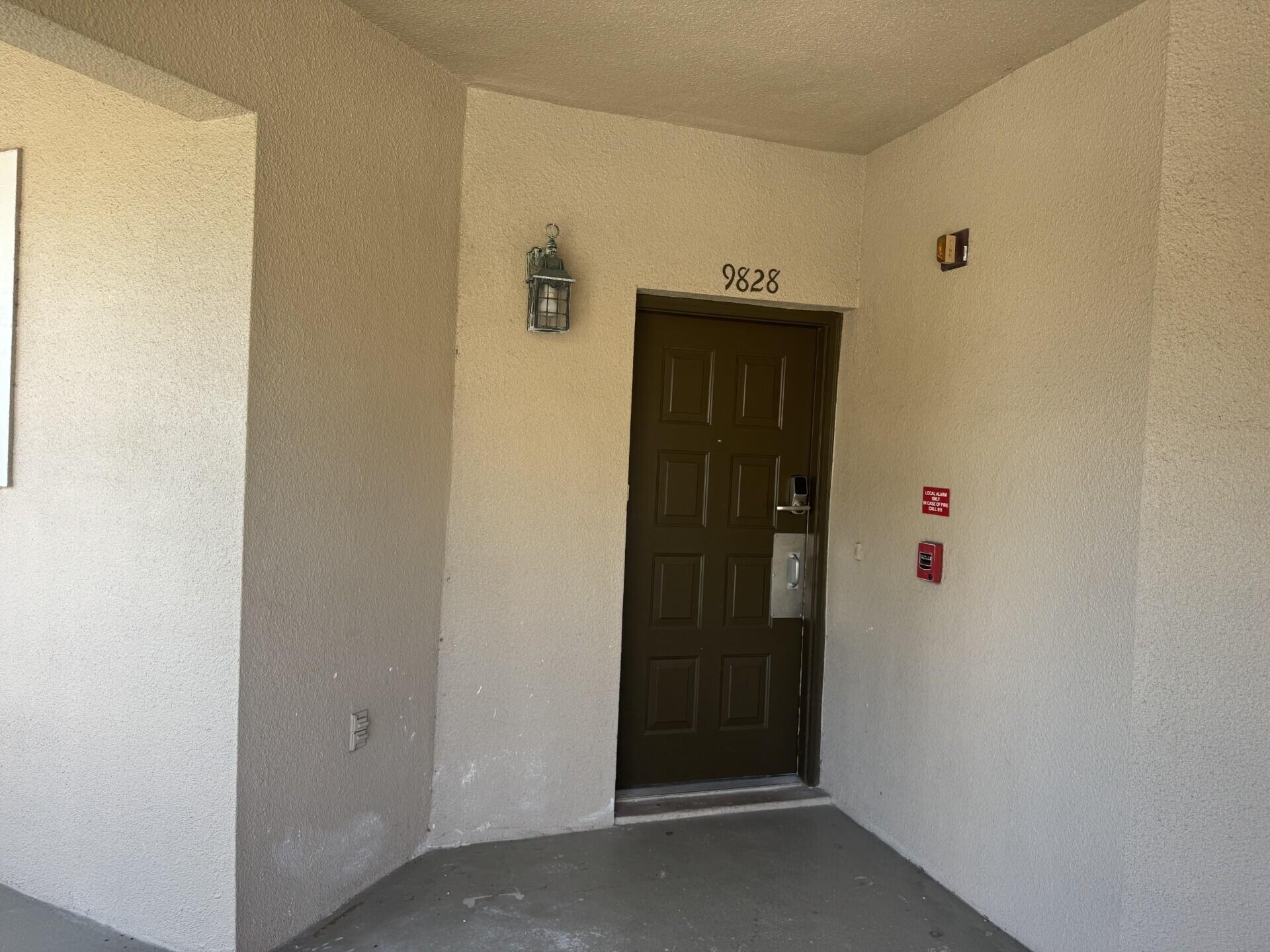GOLF VILLAS CONDOMINIUM - Residential
