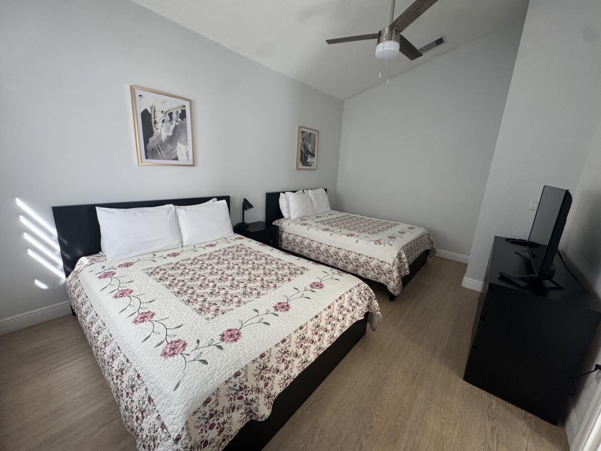GOLF VILLAS CONDOMINIUM - Residential