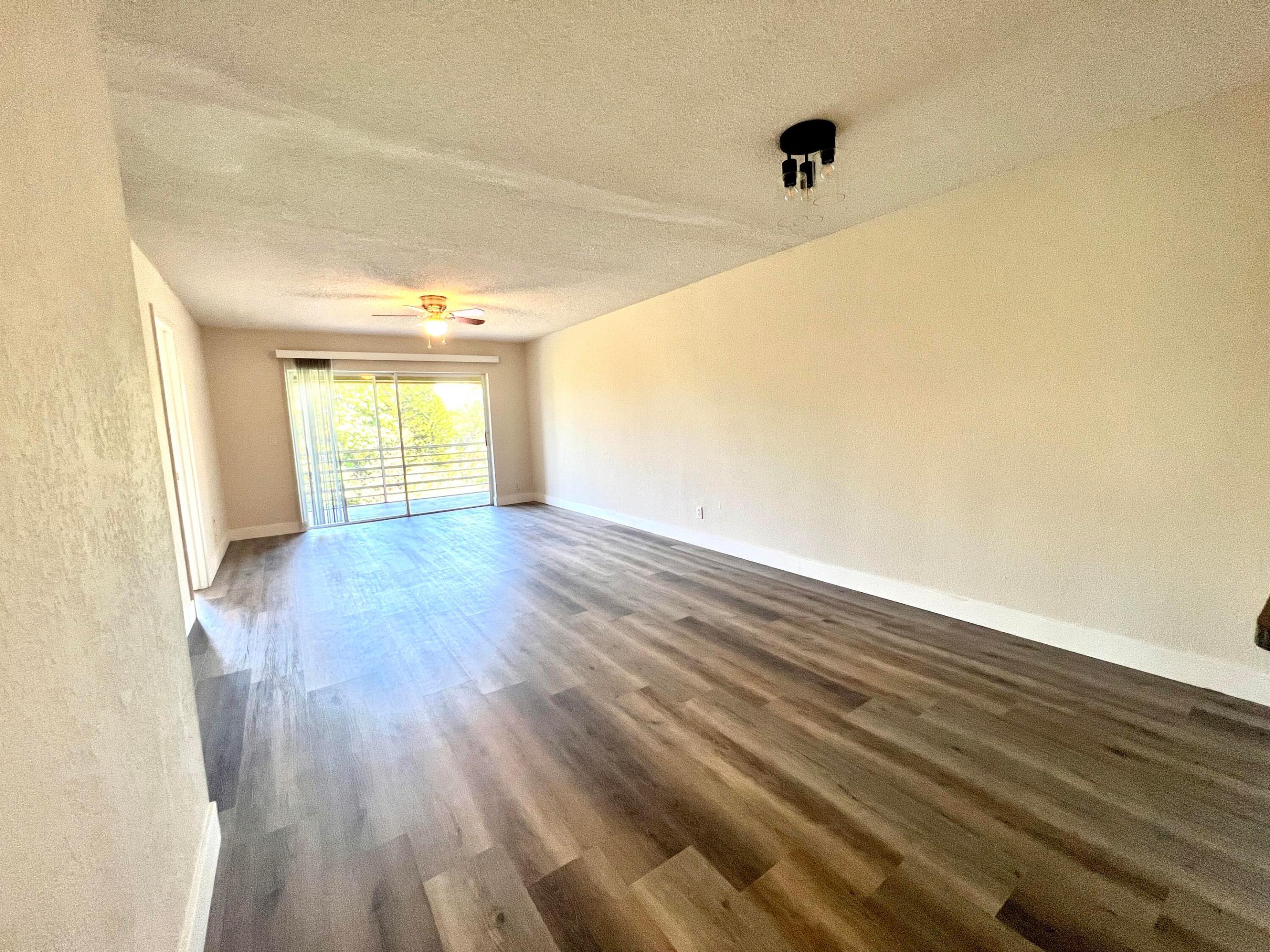 PARK VIEW AT PALM BEACH CONDO - Residential