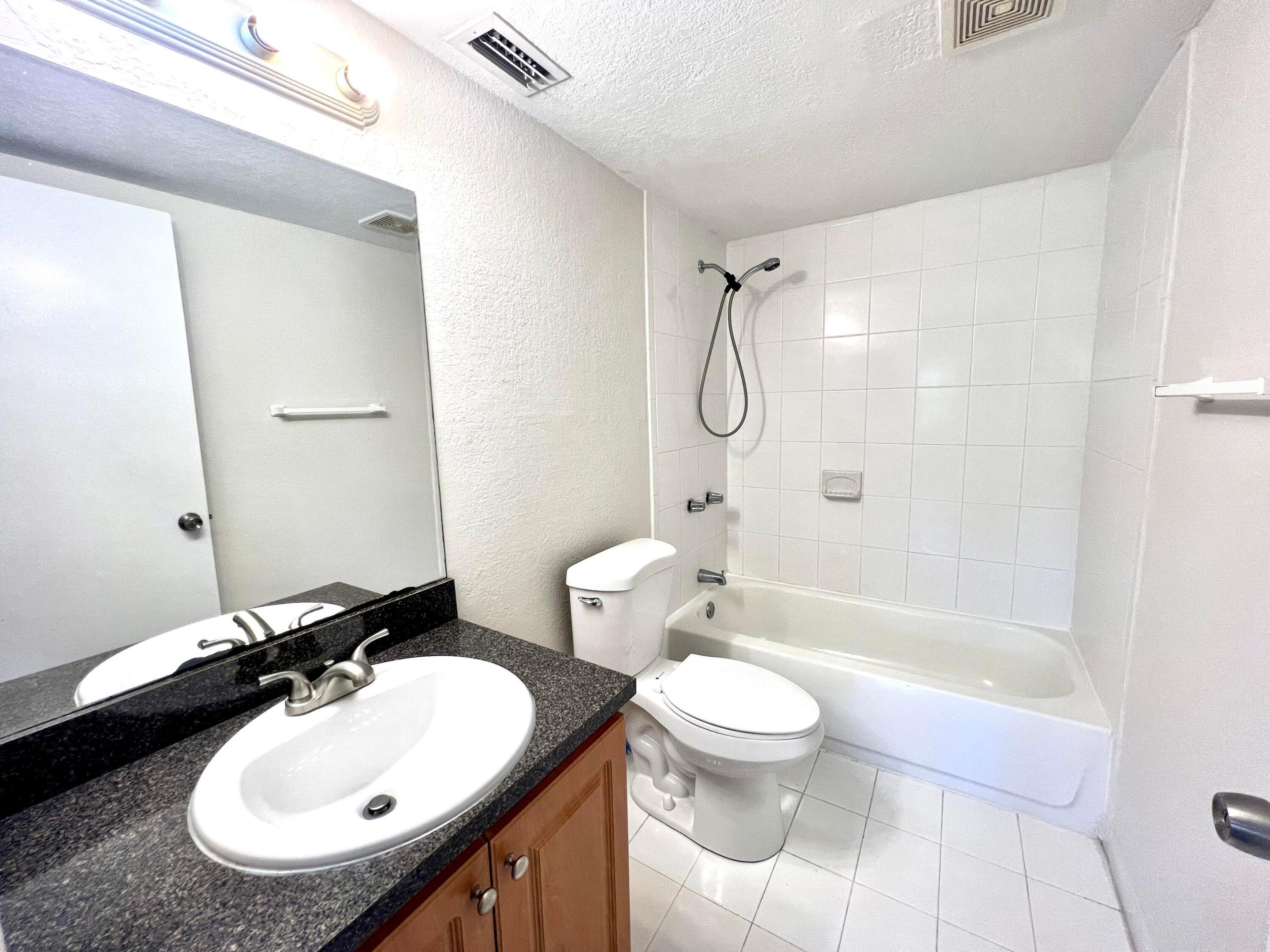 PARK VIEW AT PALM BEACH CONDO - Residential