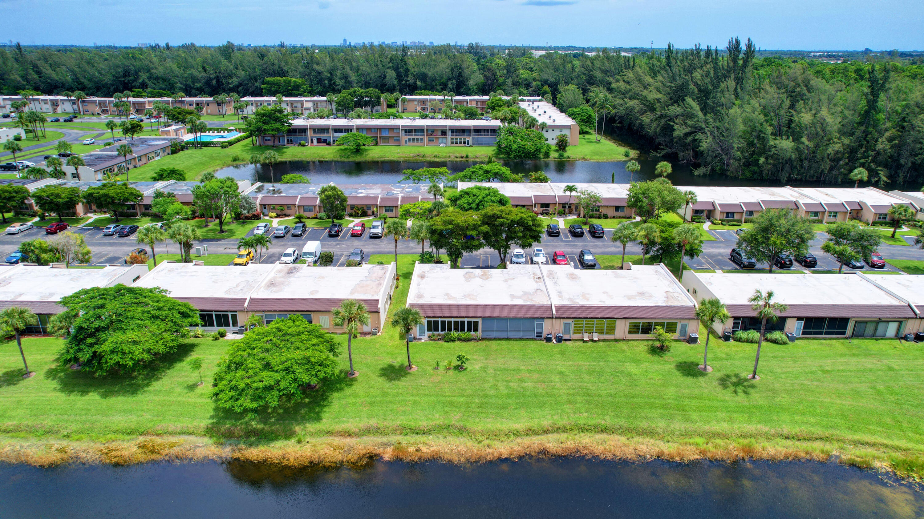 GOLDEN LAKES VILLAGE CONDO F - Residential