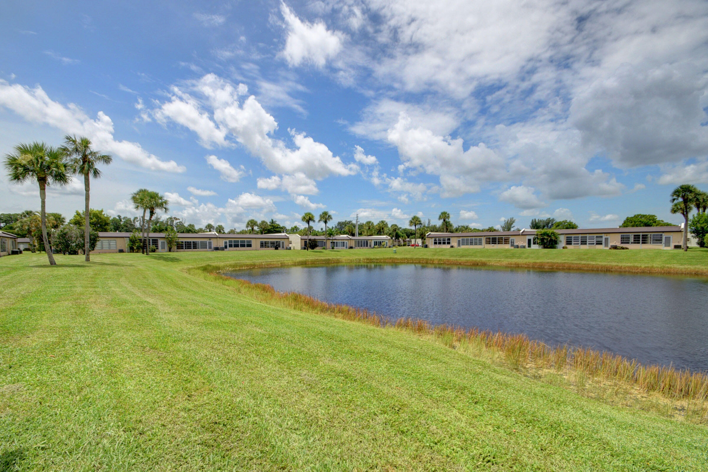 GOLDEN LAKES VILLAGE CONDO F - Residential