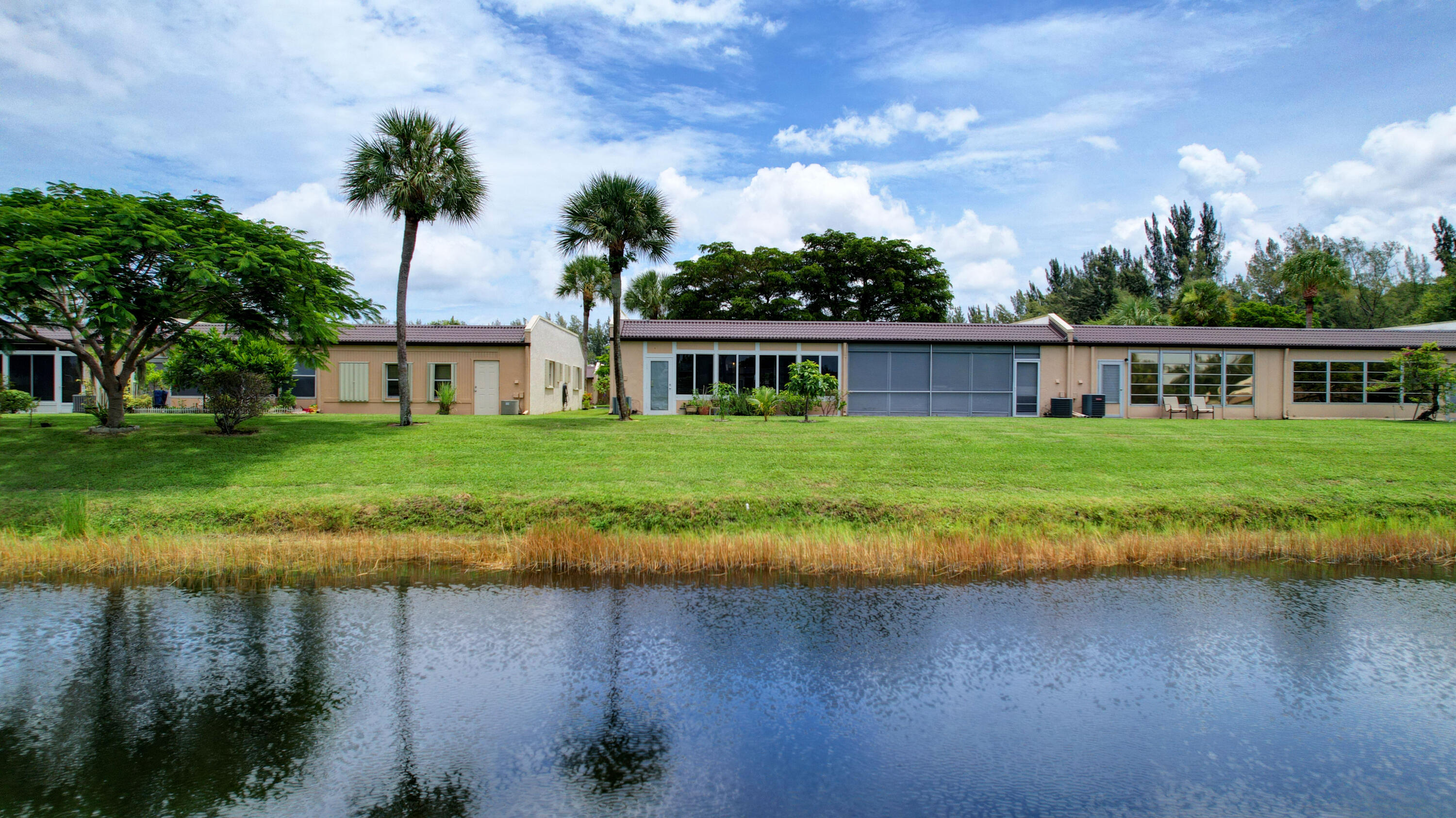 GOLDEN LAKES VILLAGE CONDO F - Residential