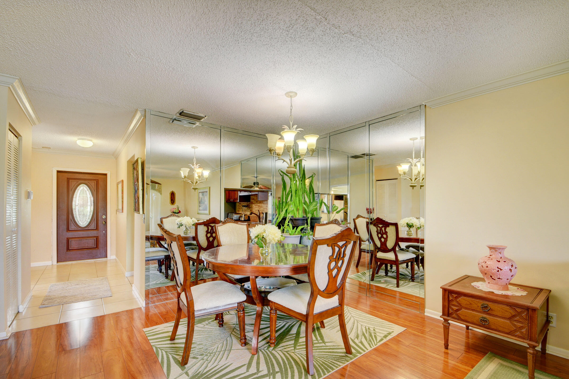 GOLDEN LAKES VILLAGE CONDO F - Residential