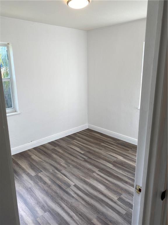 Lauderdale Pines 8-27 B - Residential